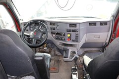 2016 PETERBILT 579 - Image 19