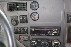 2016 PETERBILT 579 - Image 21