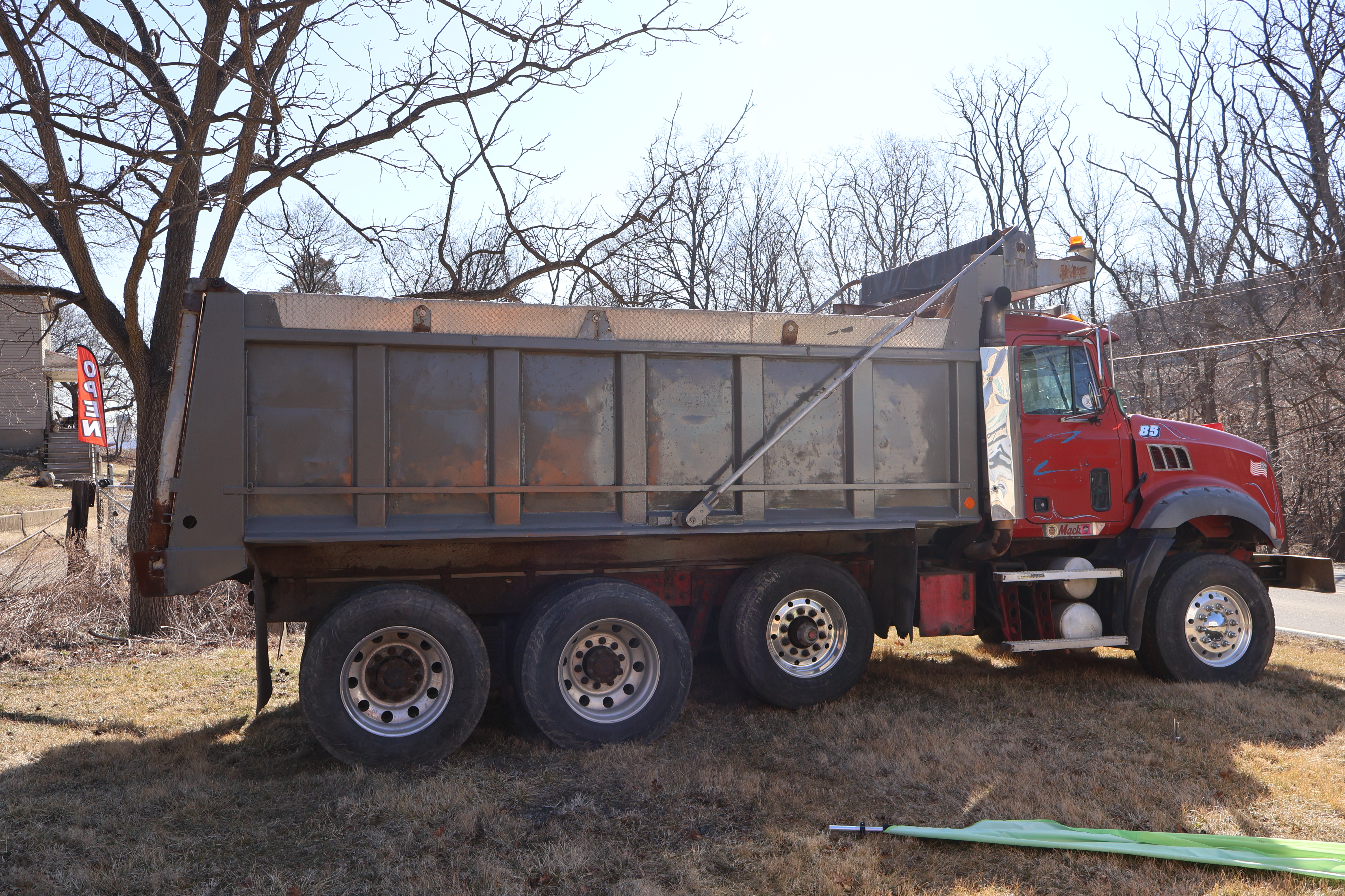 1996 MACK CH613 - Image 4