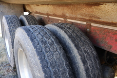 1996 MACK CH613 - Image 14