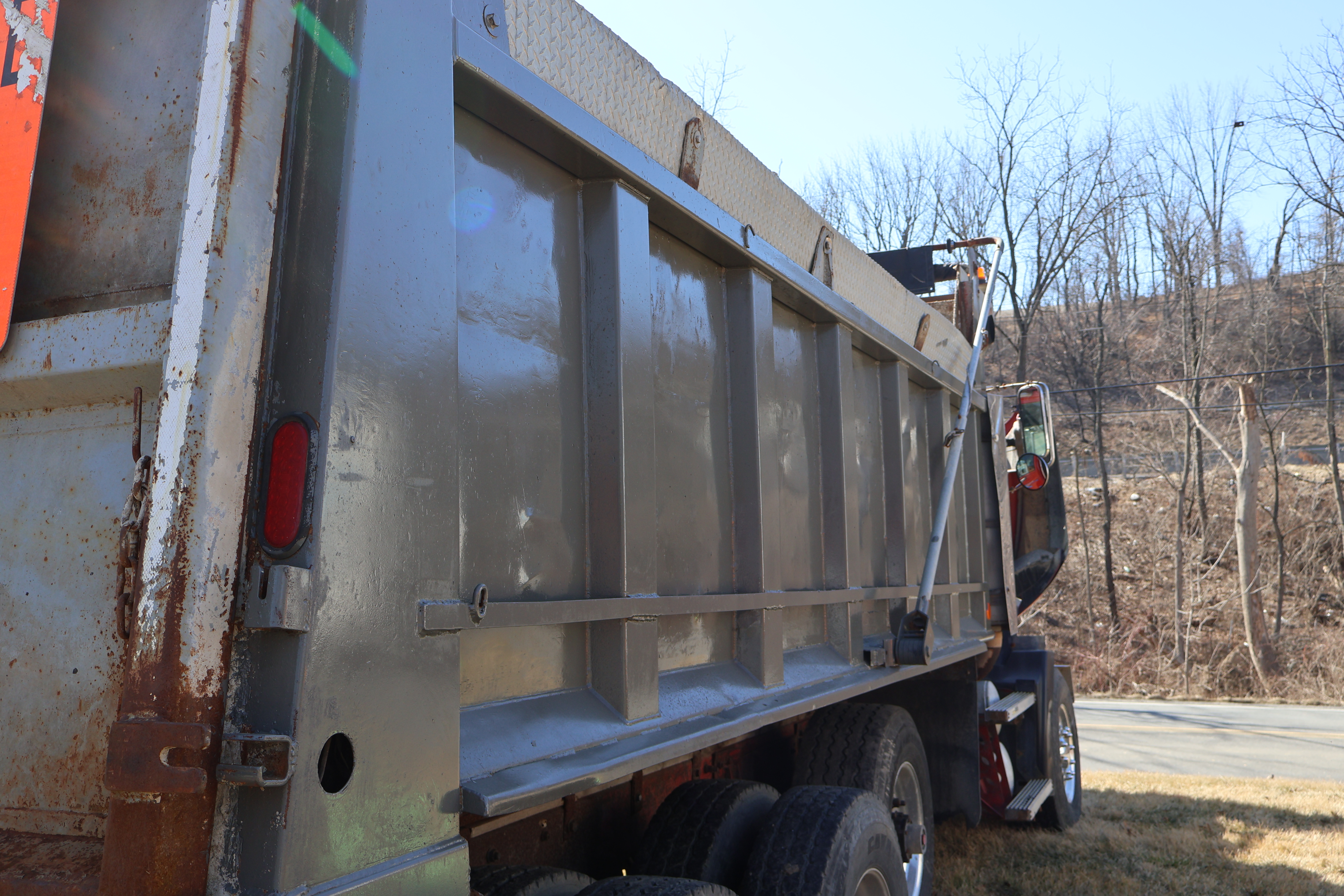 1996 MACK CH613 - Image 26