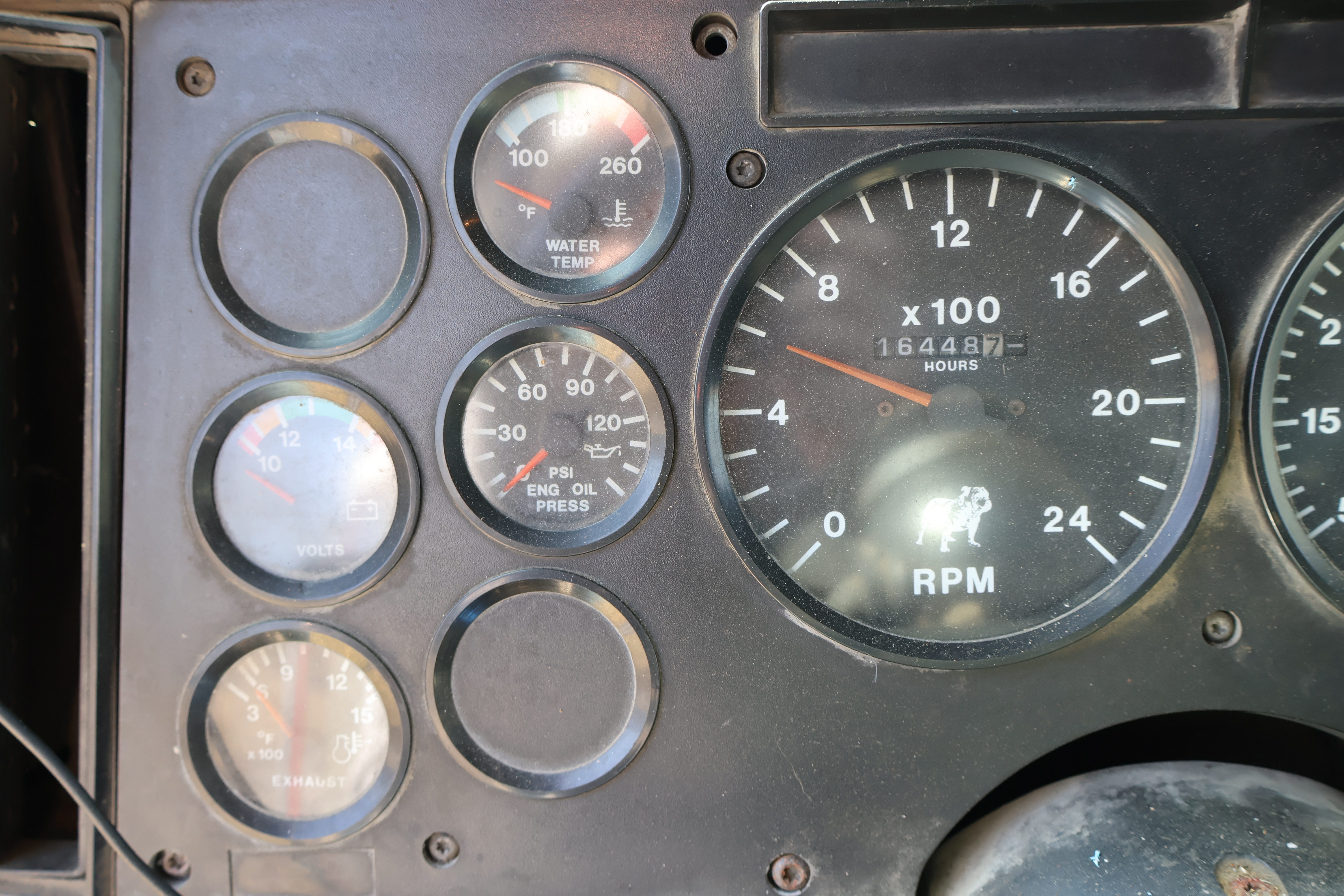 1996 MACK CH613 - Image 34