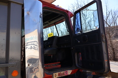 1996 MACK CH613 - Image 40