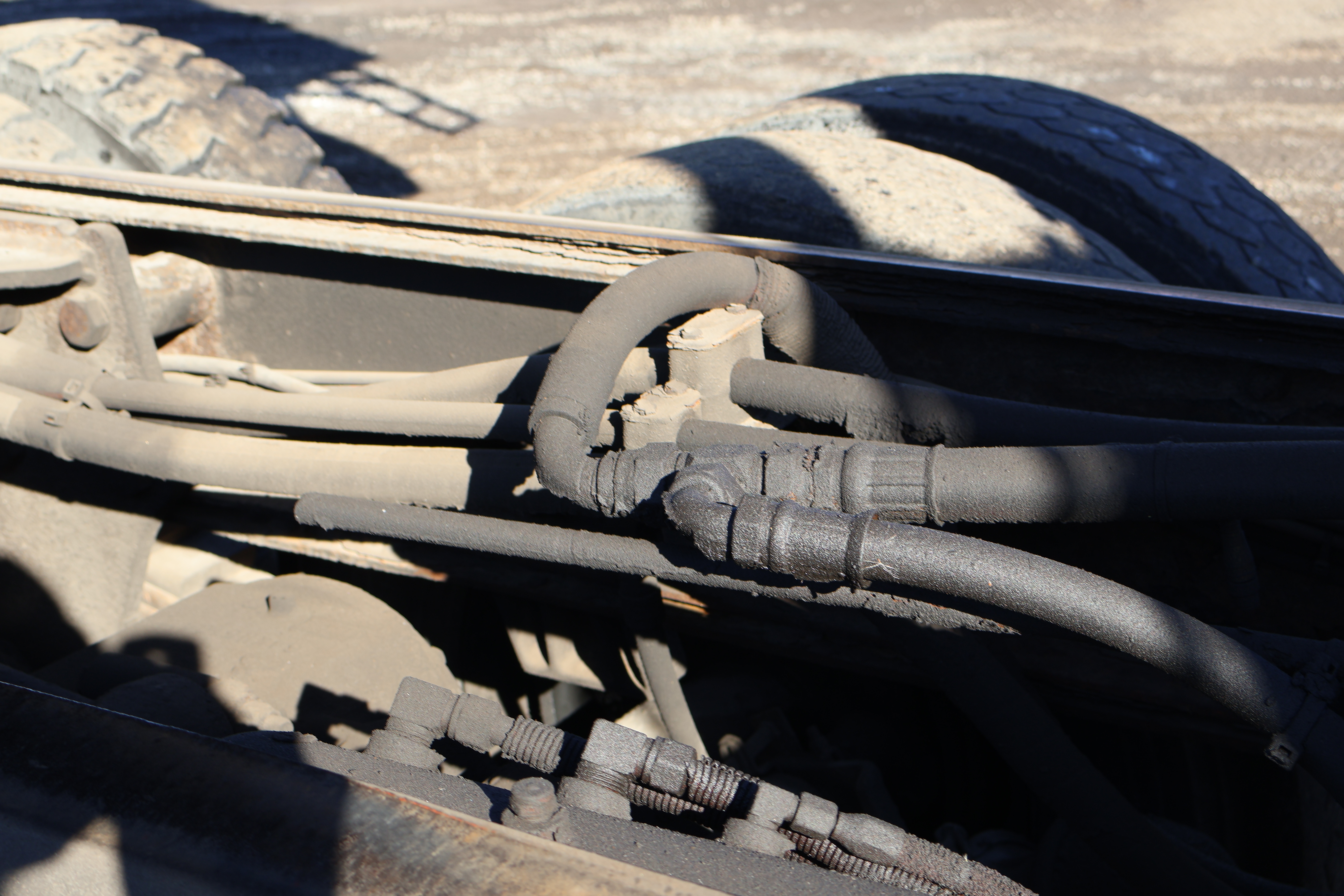 1996 MACK RD690S - Image 21