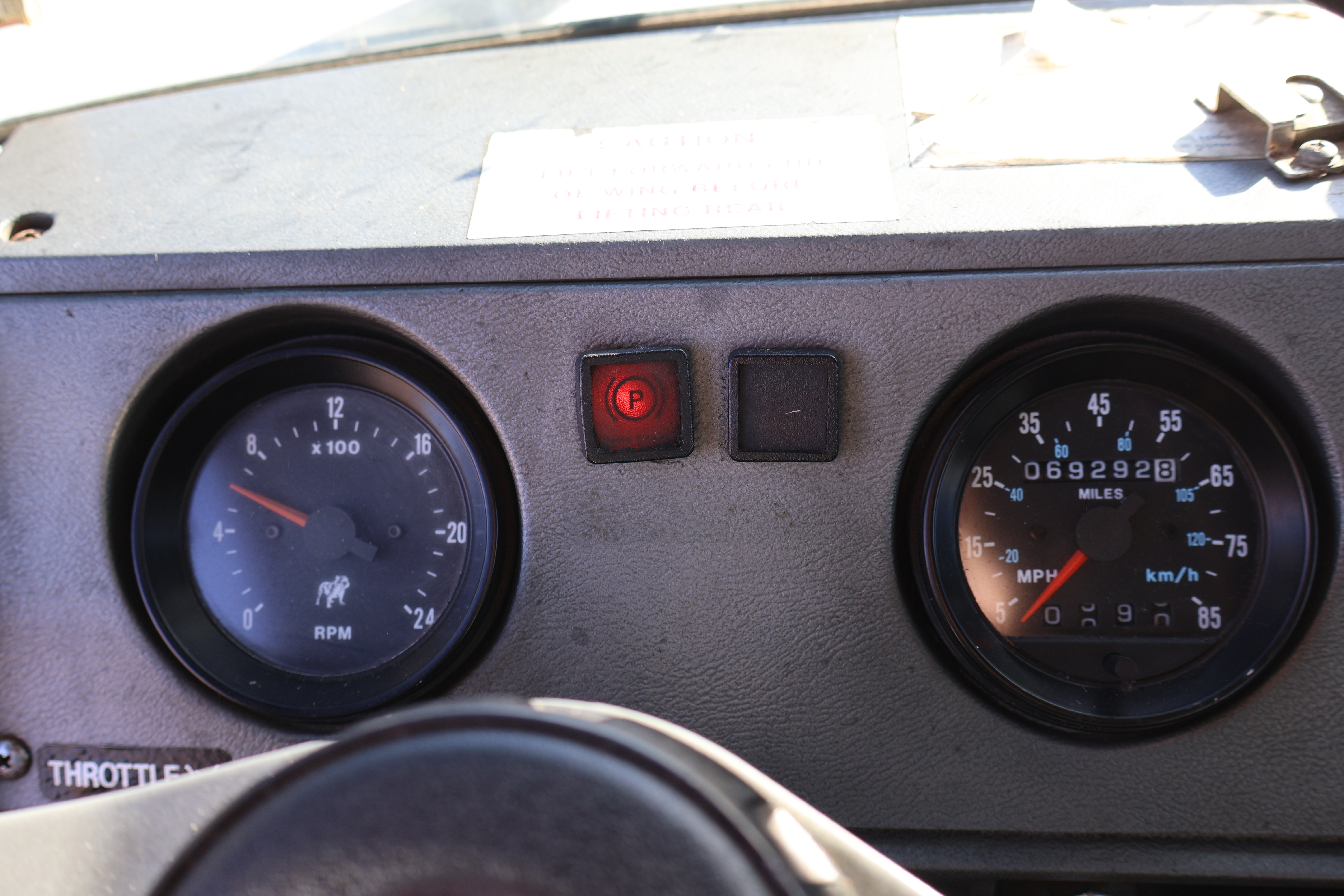 1996 MACK RD690S - Image 26