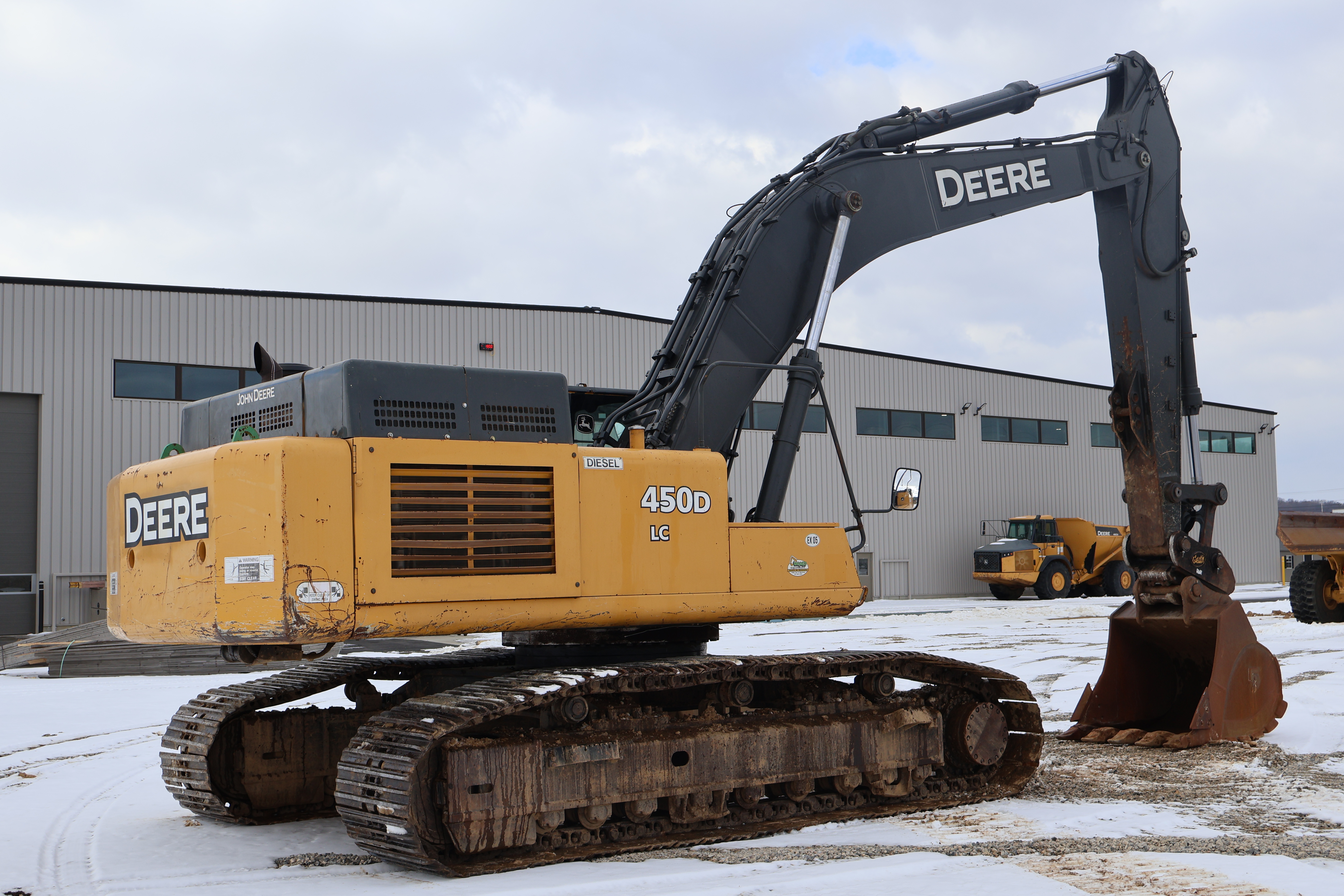 2006 DEERE 450D LC - Image 7