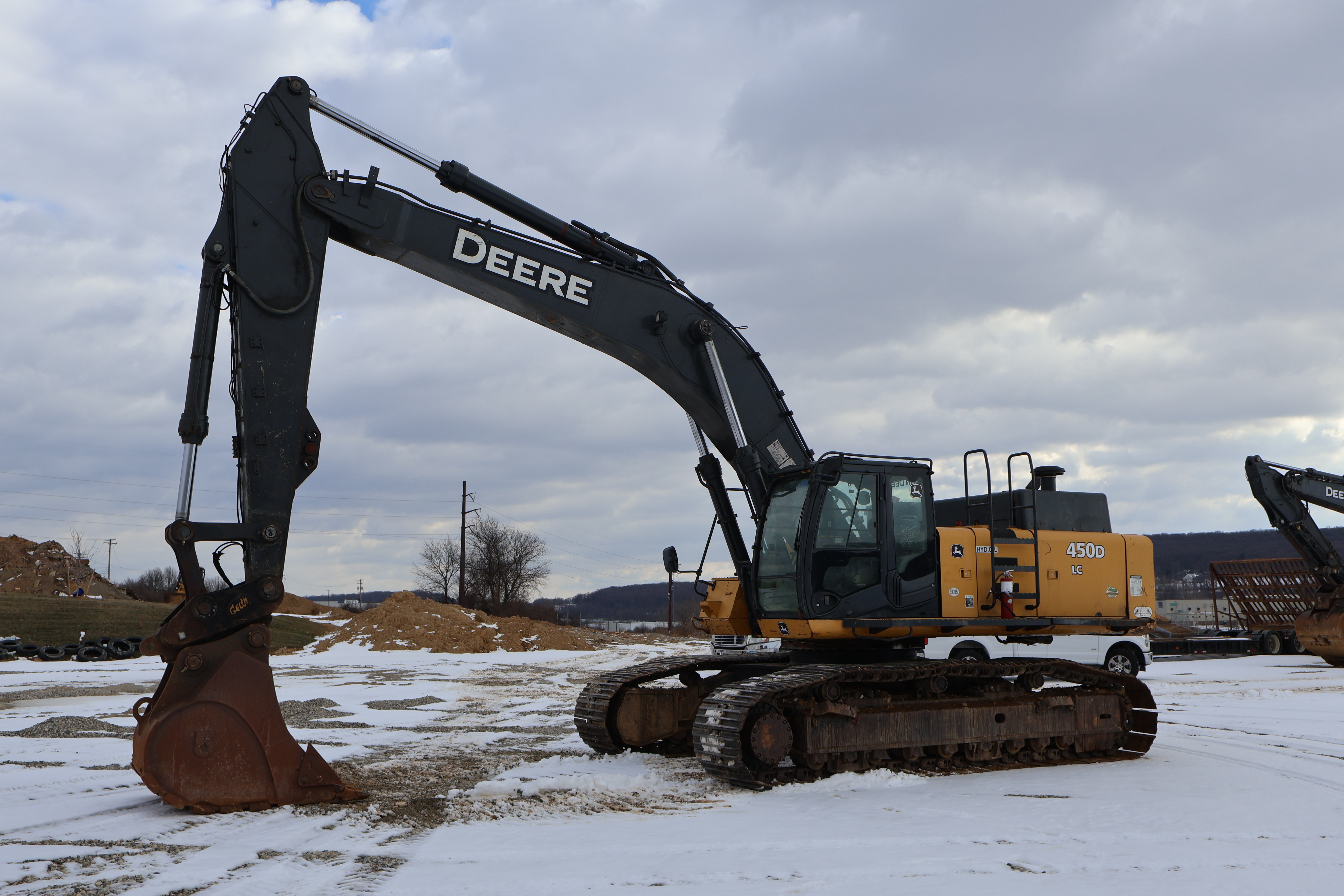 2006 DEERE 450D LC - view 1 of 49