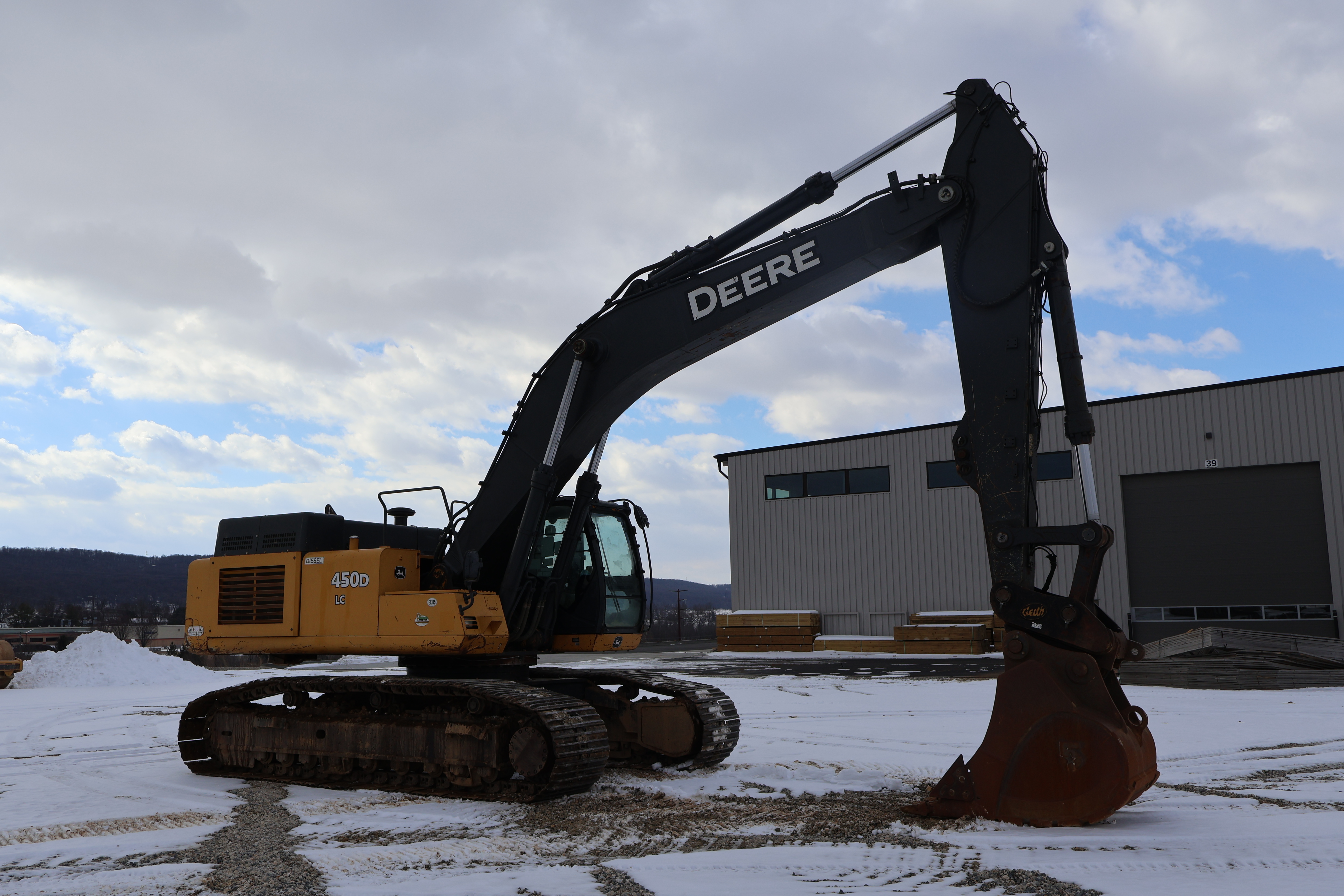 2006 DEERE 450D LC - Image 9