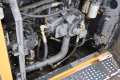 2006 DEERE 450D LC - Image 48