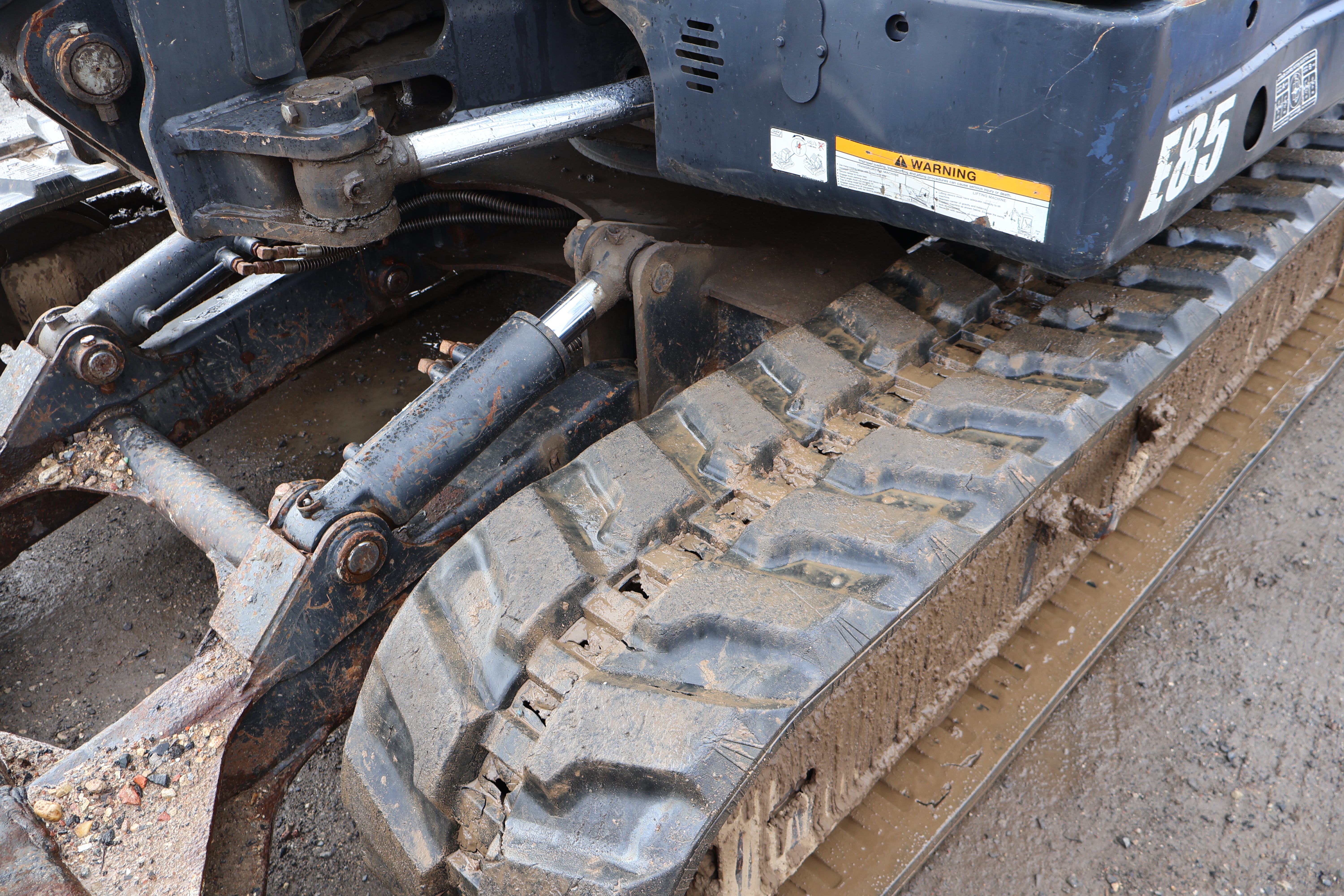 2014 BOBCAT E85 - Image 24