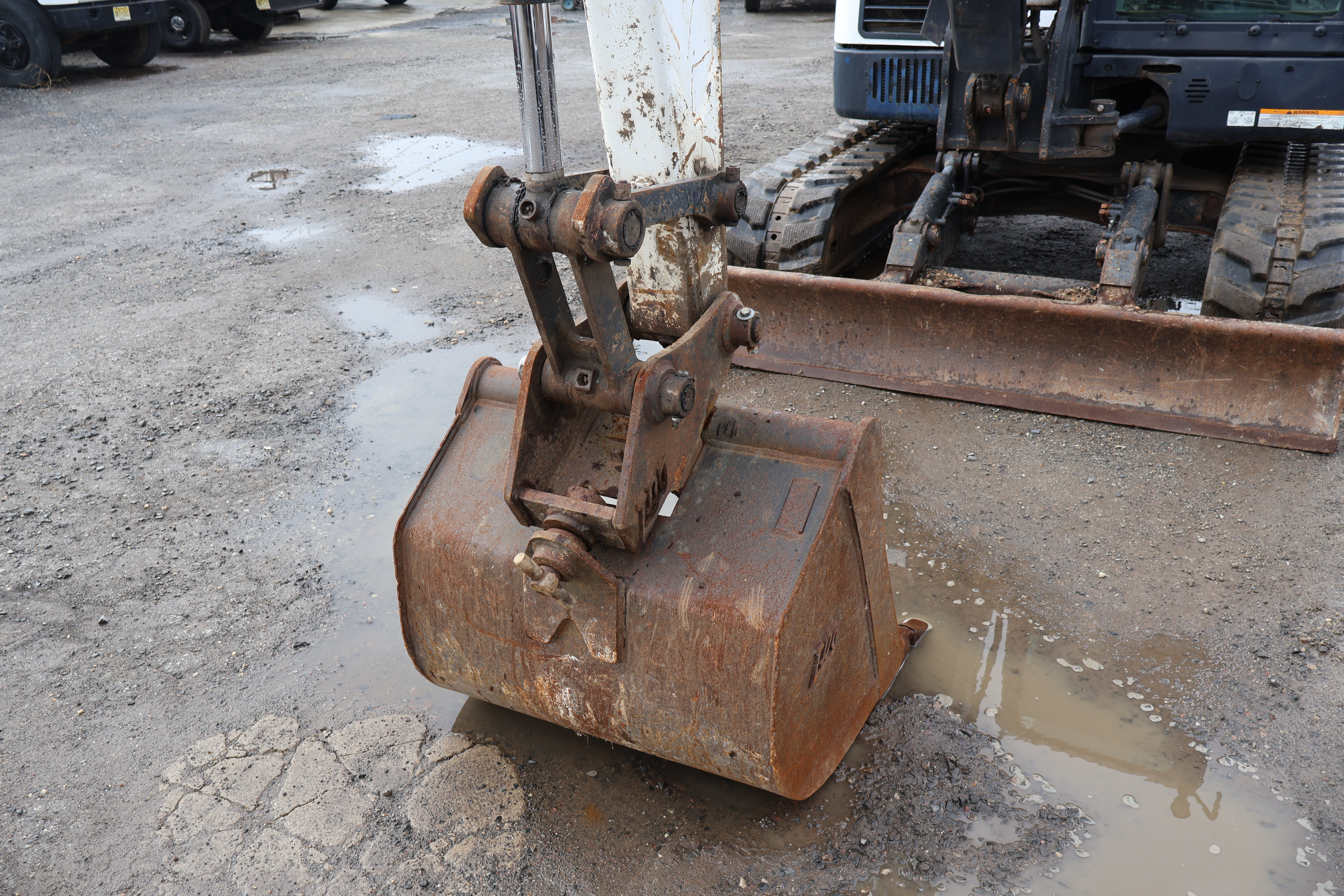 2014 BOBCAT E85 - Image 27