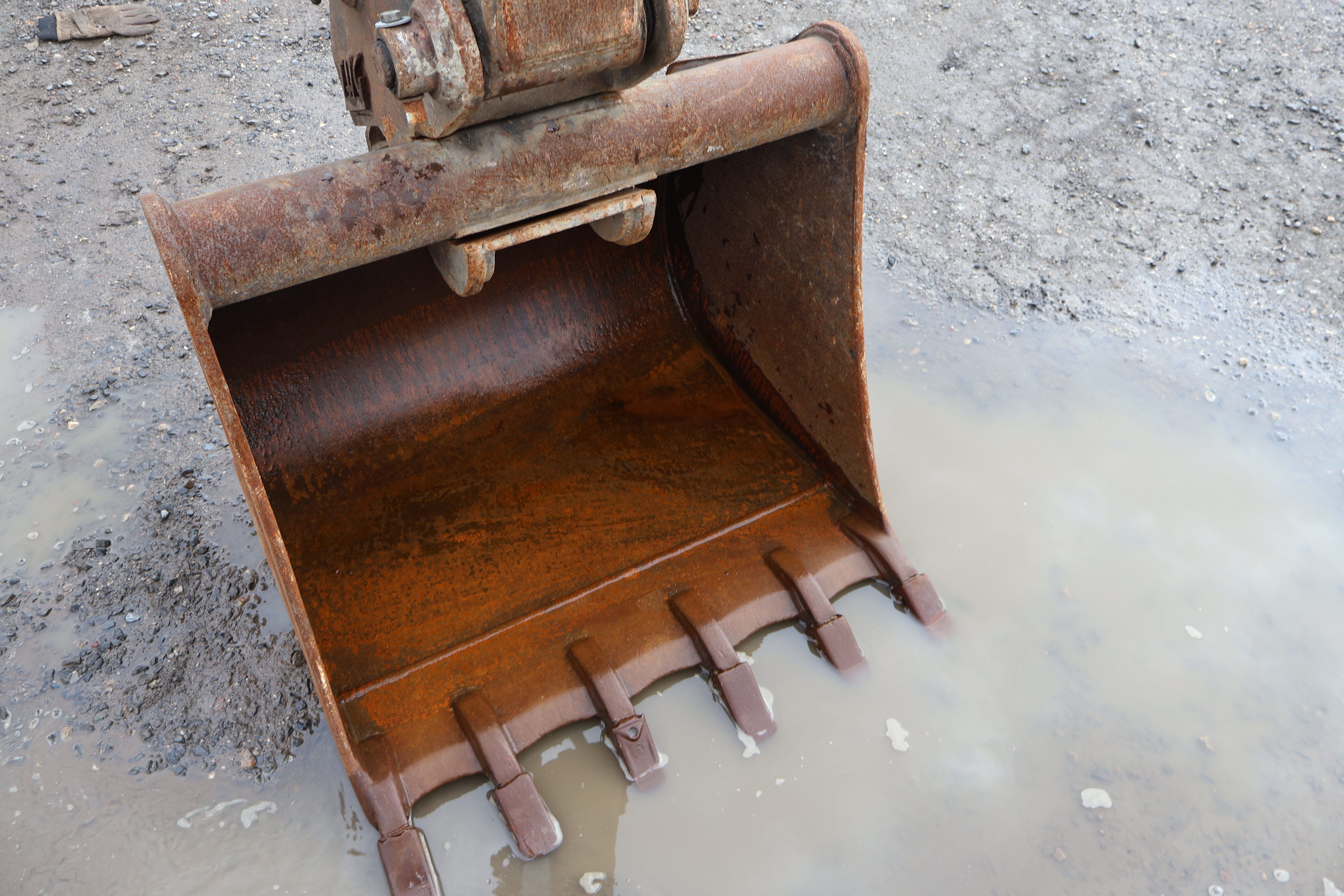 2014 BOBCAT E85 - Image 30