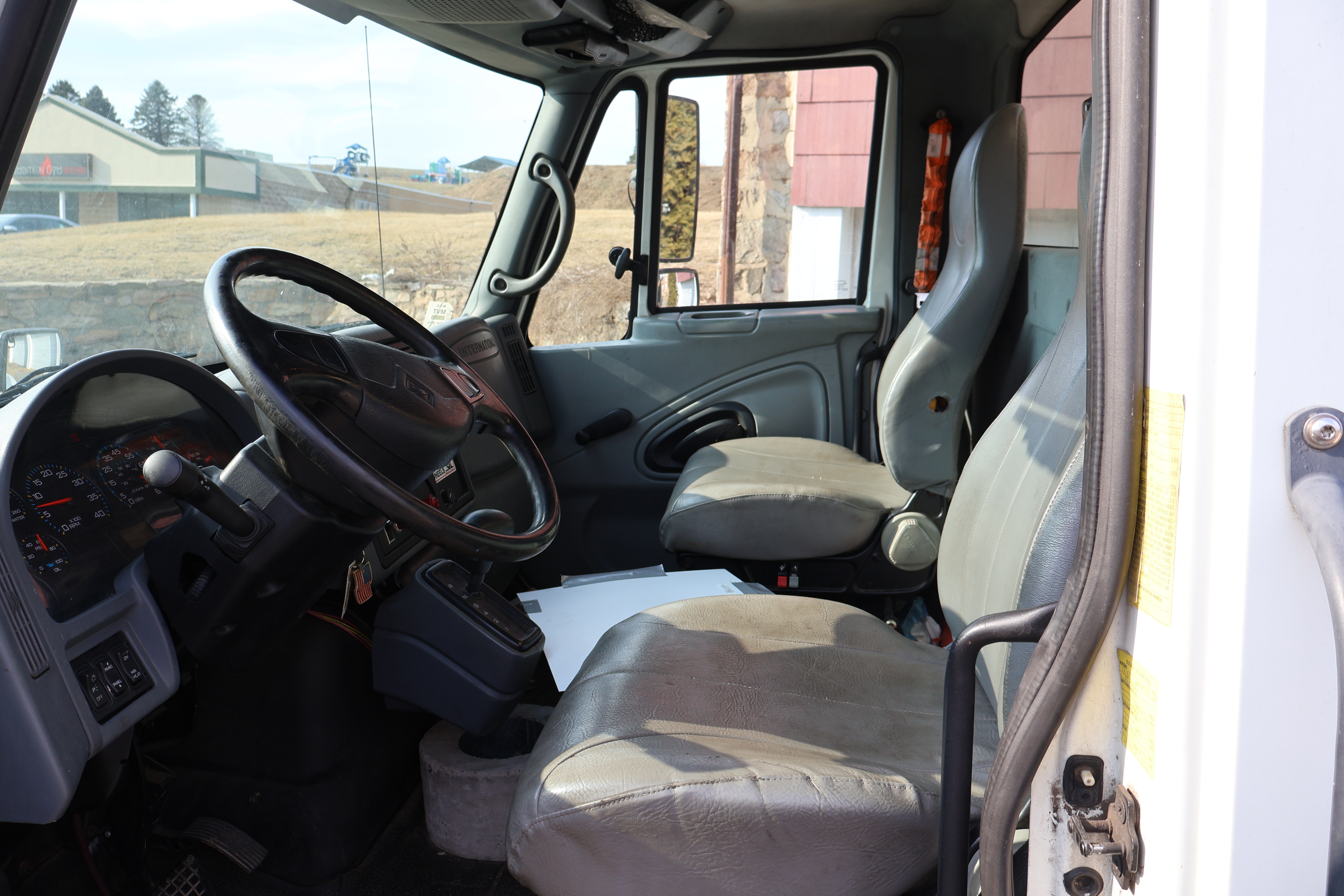2007 INTERNATIONAL 4300 - Image 26