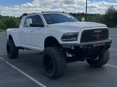 2013 RAM 3500 - Image 9