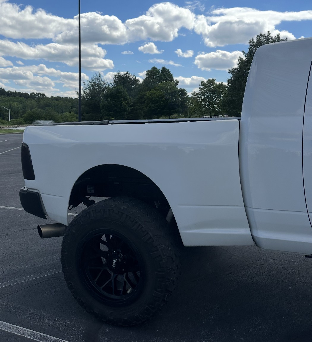 2014 RAM 3500 - view 12 of 27