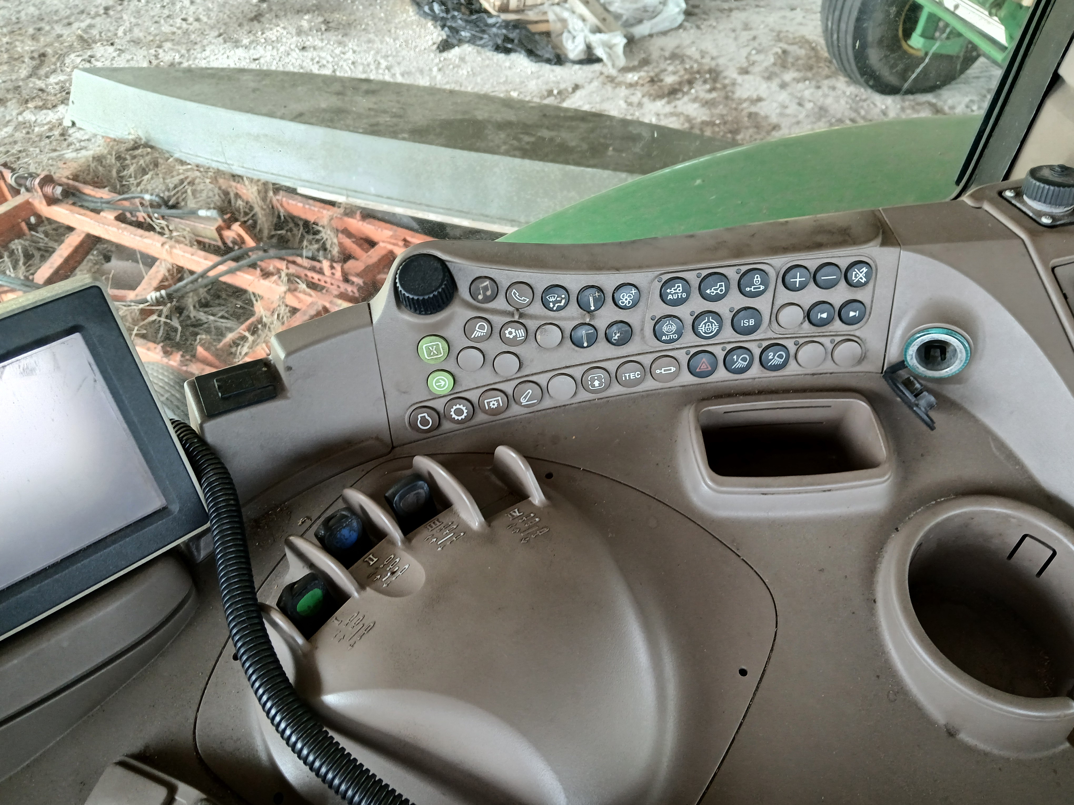 2021 JOHN DEERE 6145R - Image 16
