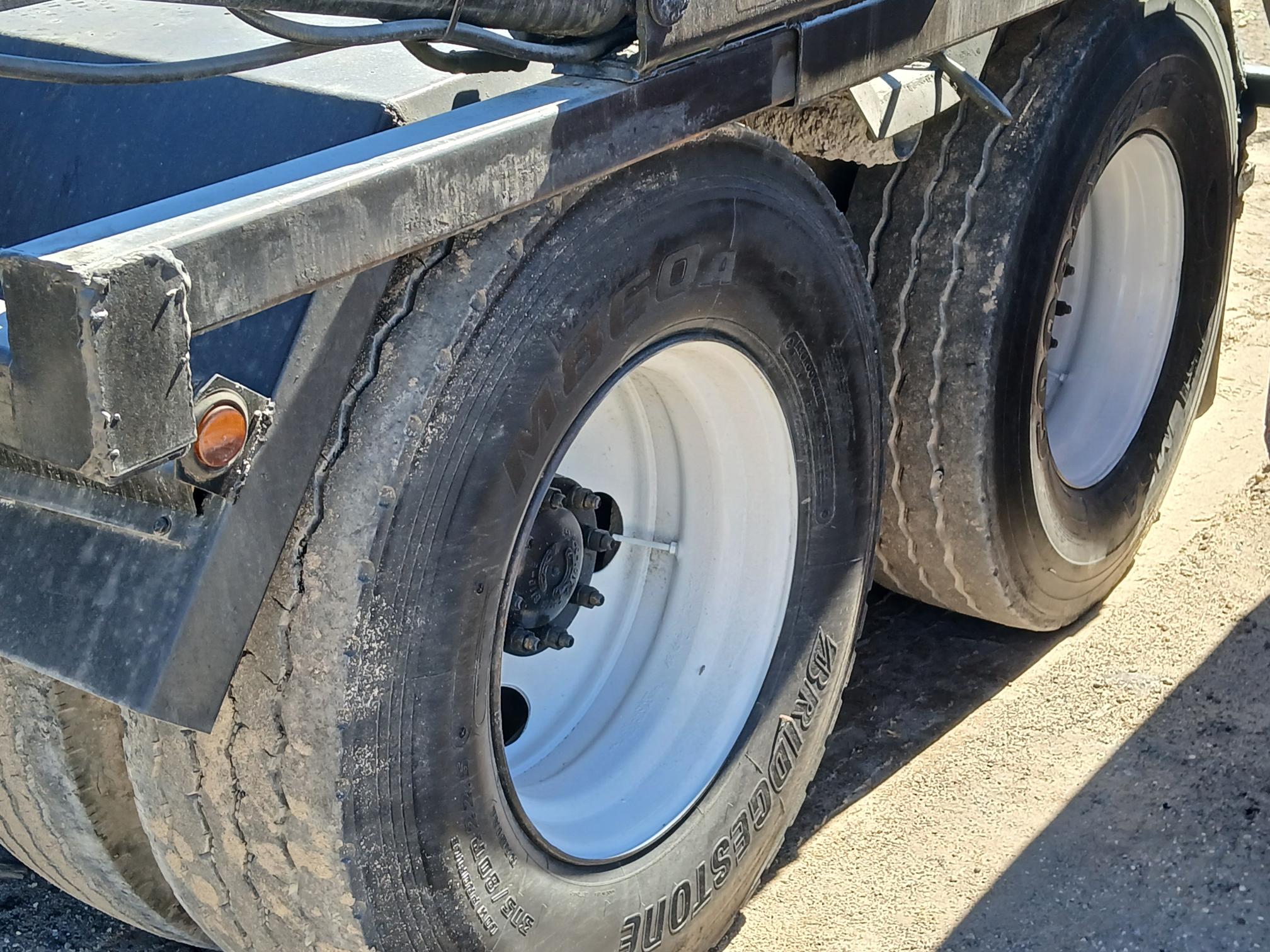 1991 VOLVO V1 - view 5 of 14