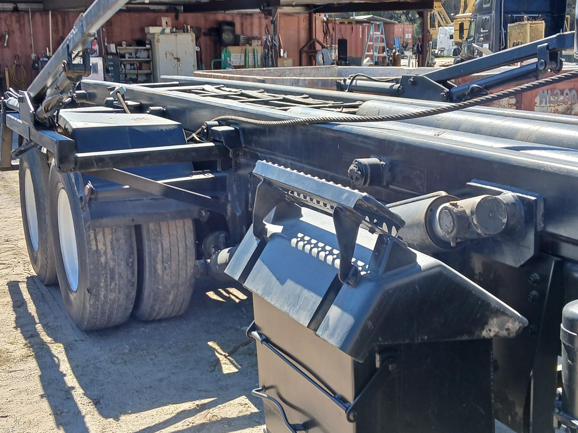 1991 VOLVO V1 - view 2 of 14