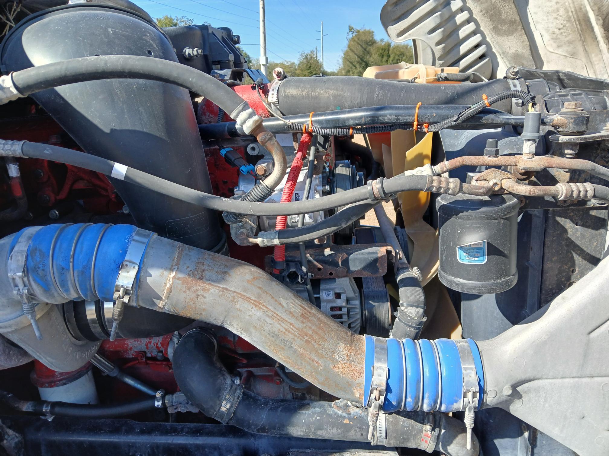 2011 FREIGHTLINER Cascadia - view 7 of 16