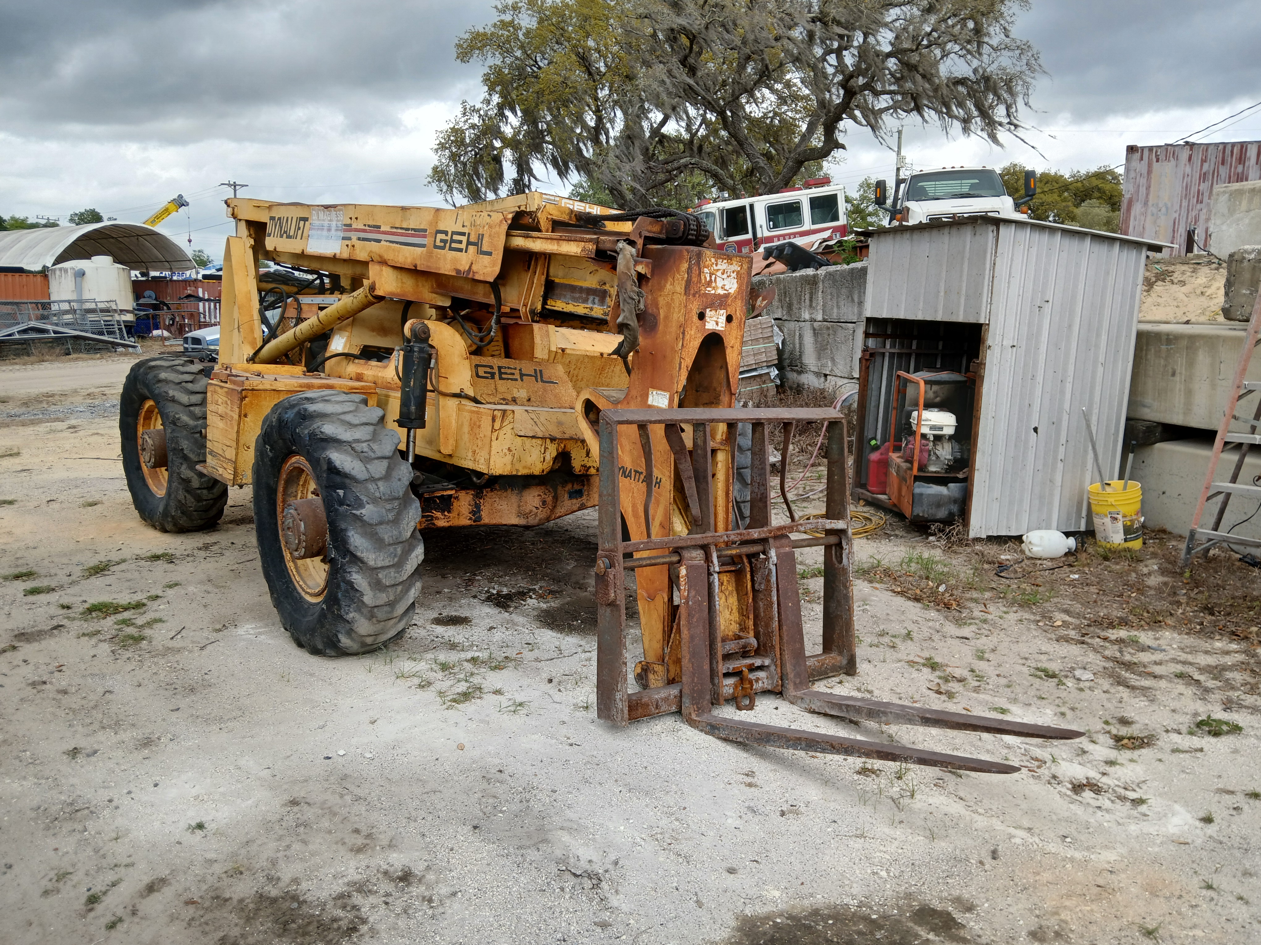 1998 GEHL 663 - Image 5