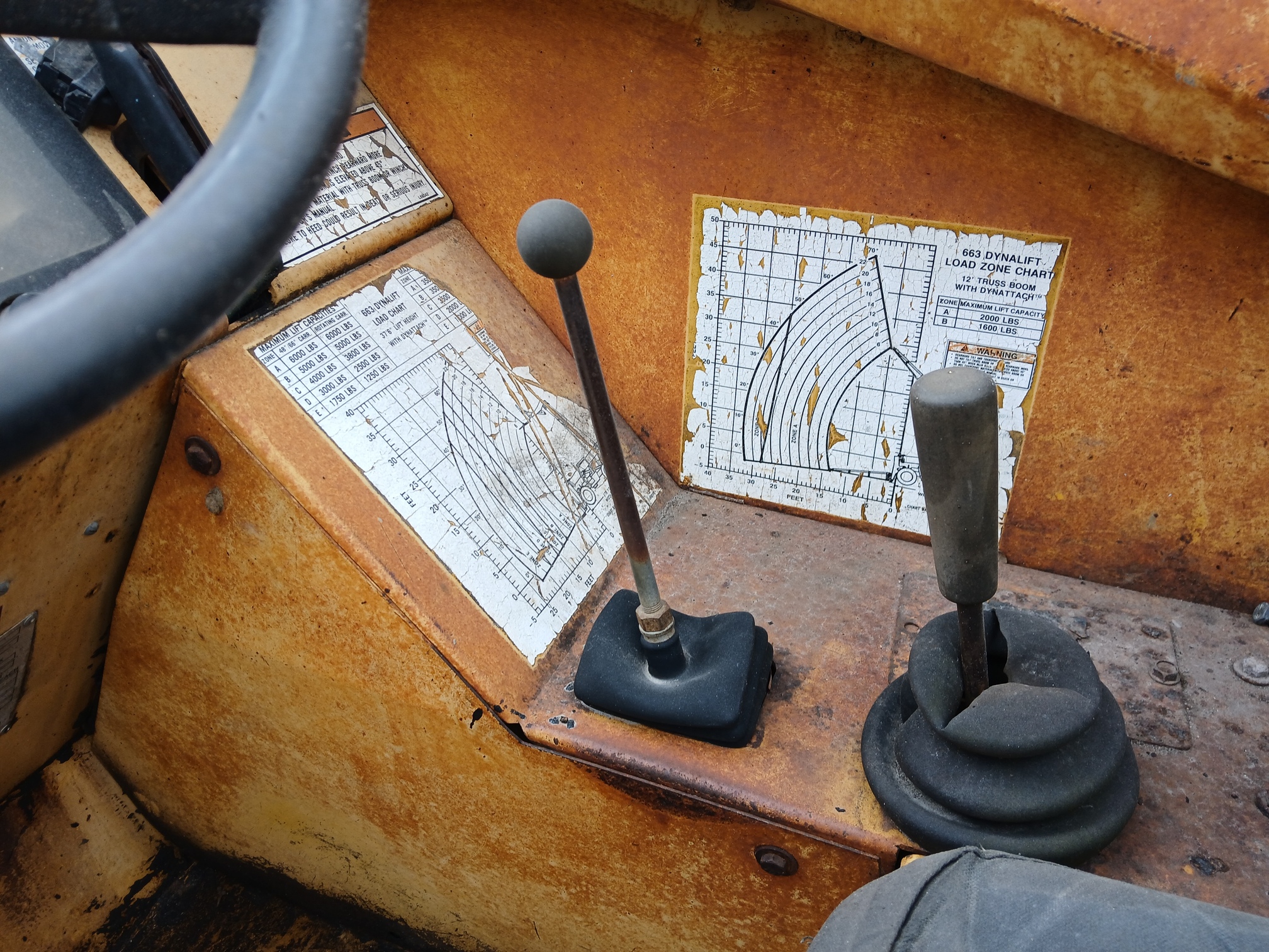 1998 GEHL 663 - Image 10