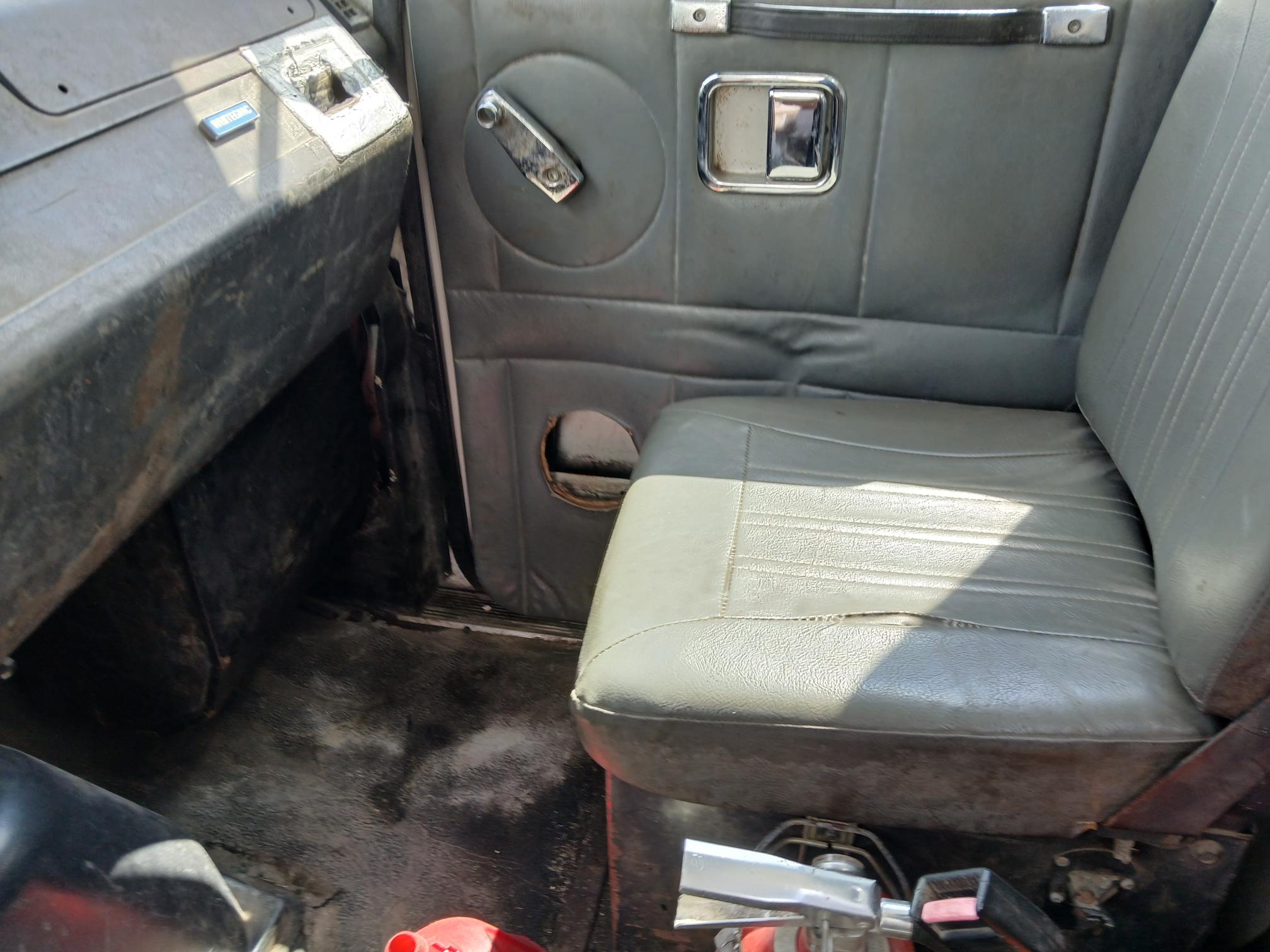 1995 WHITE/GMC WG - Image 11