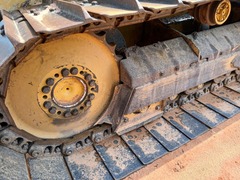 2015 DEERE 650K - Image 9