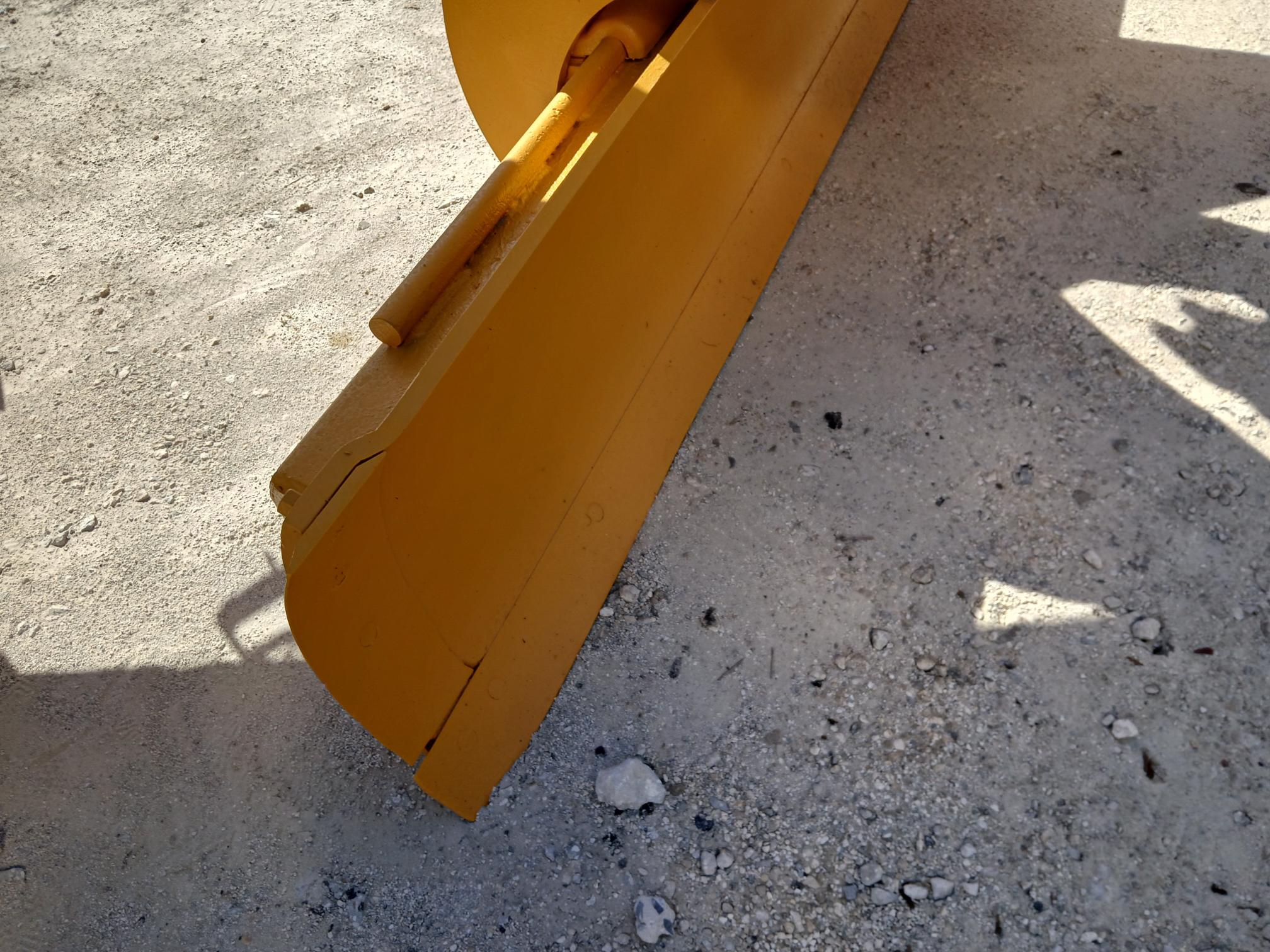 1983 JOHN DEERE 670A - Image 10