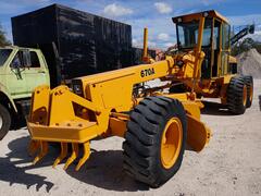 1983 JOHN DEERE 670A - Image 1