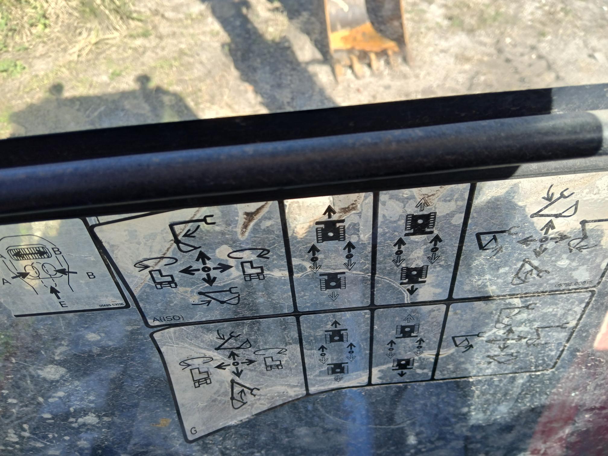 2019 TAKEUCHI TB280FR - view 7 of 14