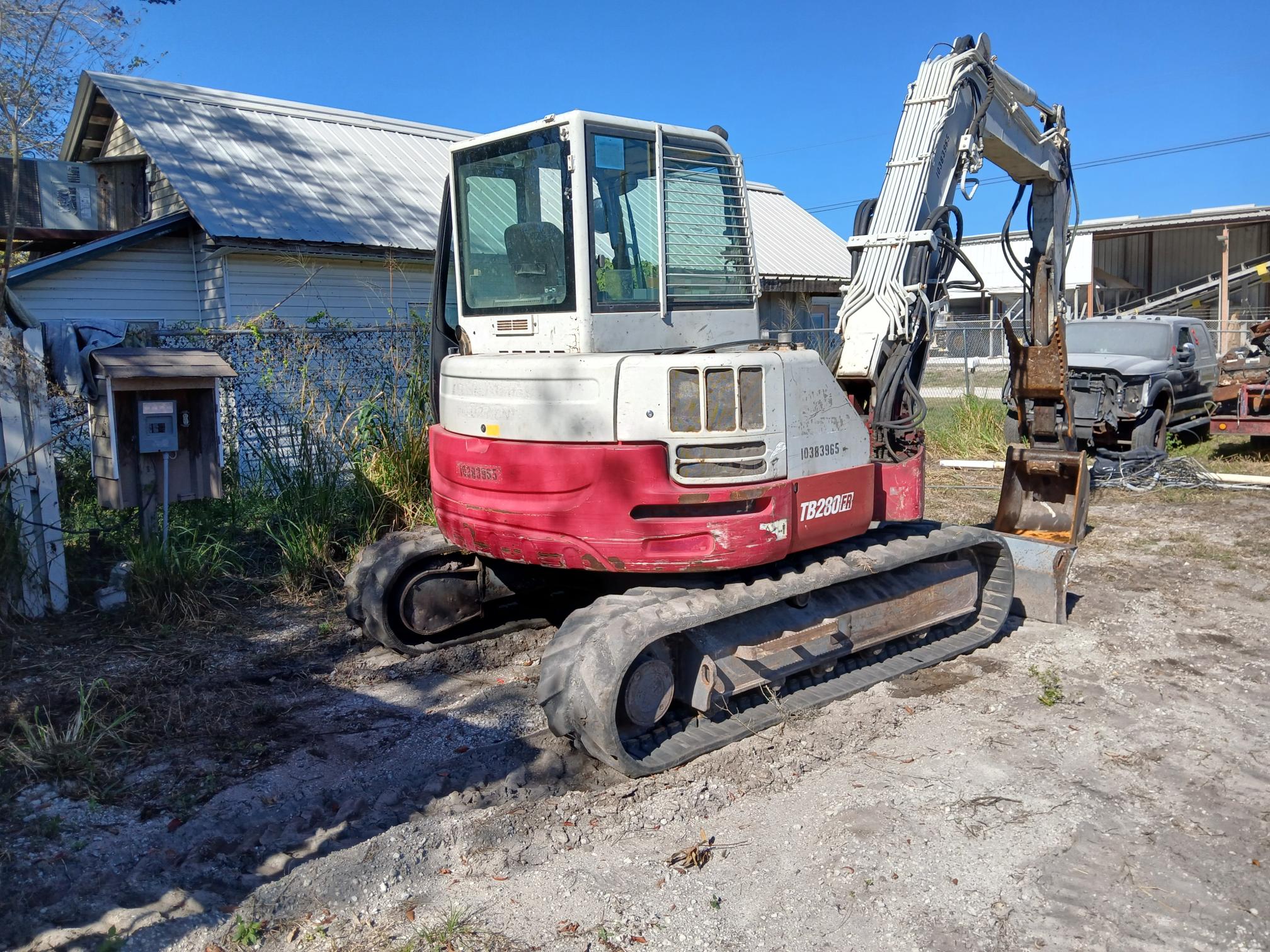 2019 TAKEUCHI TB280FR - view 1 of 14