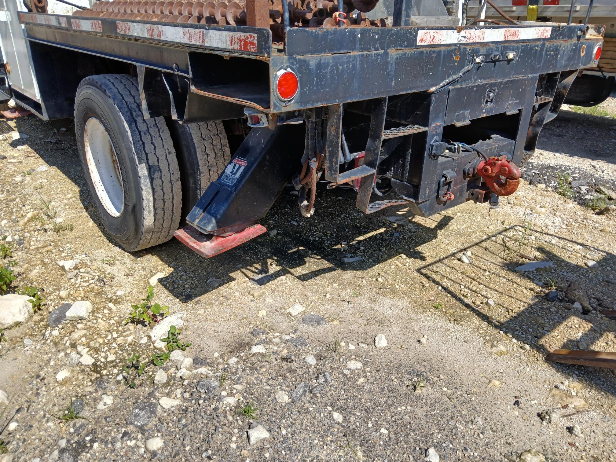 2002 INTERNATIONAL 4300 - Image 5