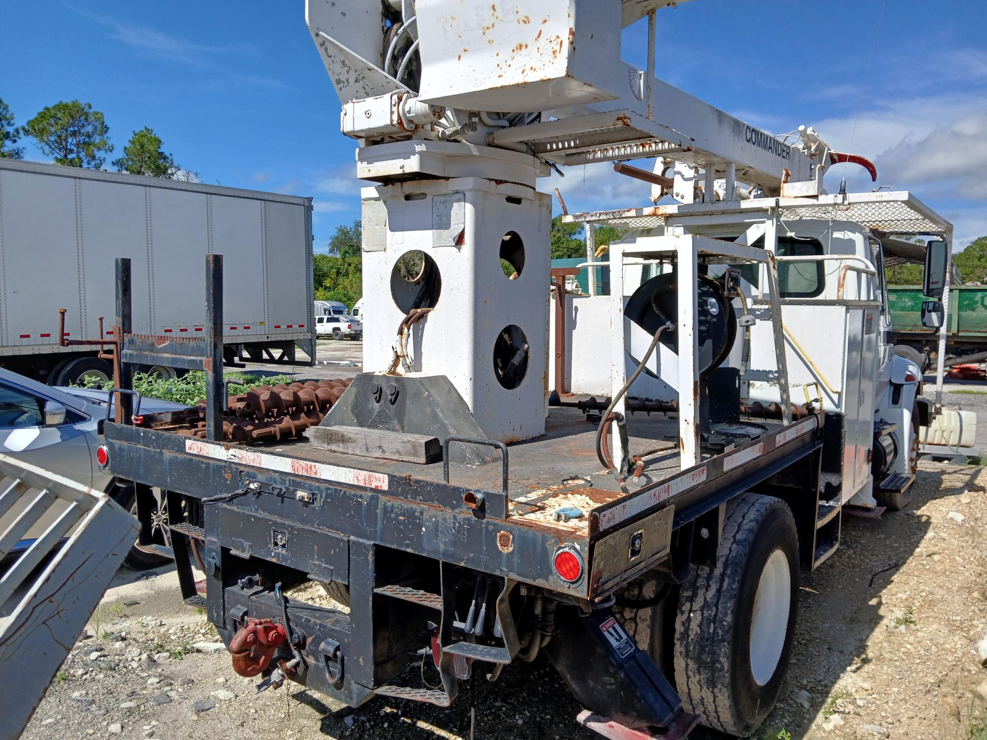 2002 INTERNATIONAL 4300 - Image 6