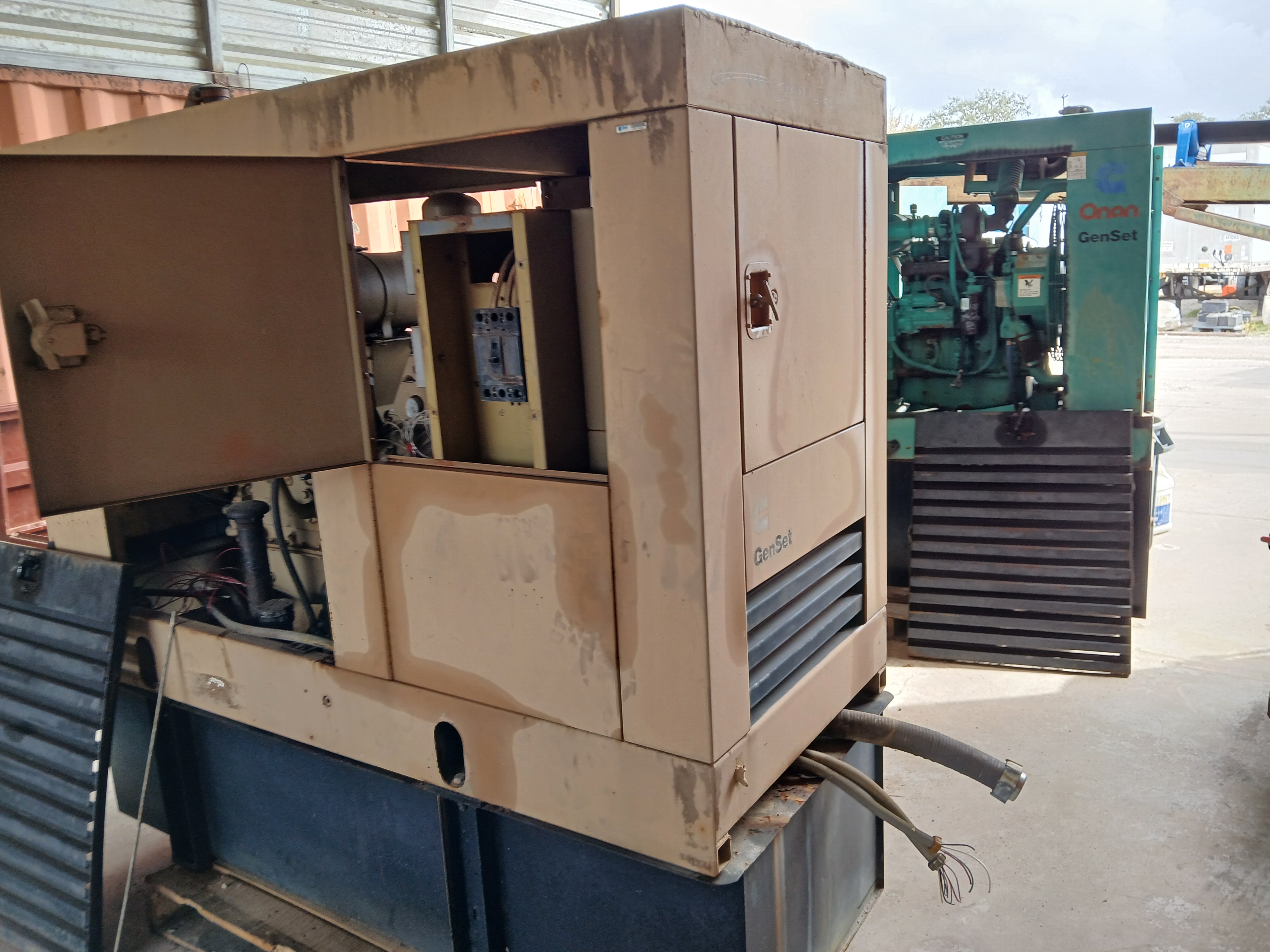 2000 GENSET 23 - view 4 of 10