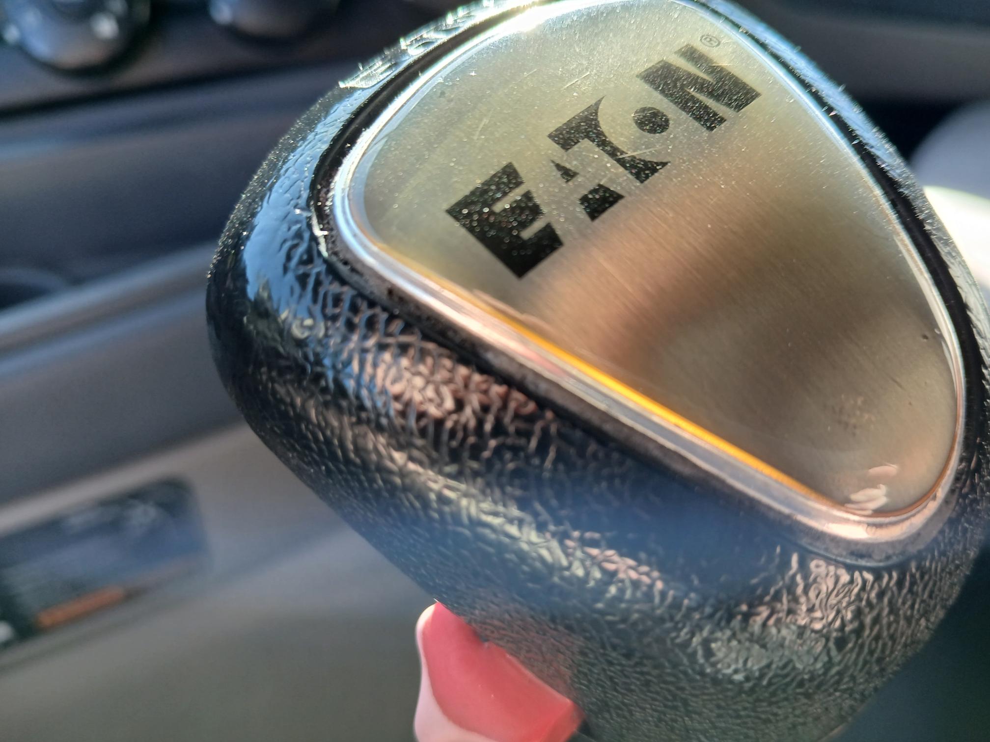 2012 FREIGHTLINER Columbia - Image 10