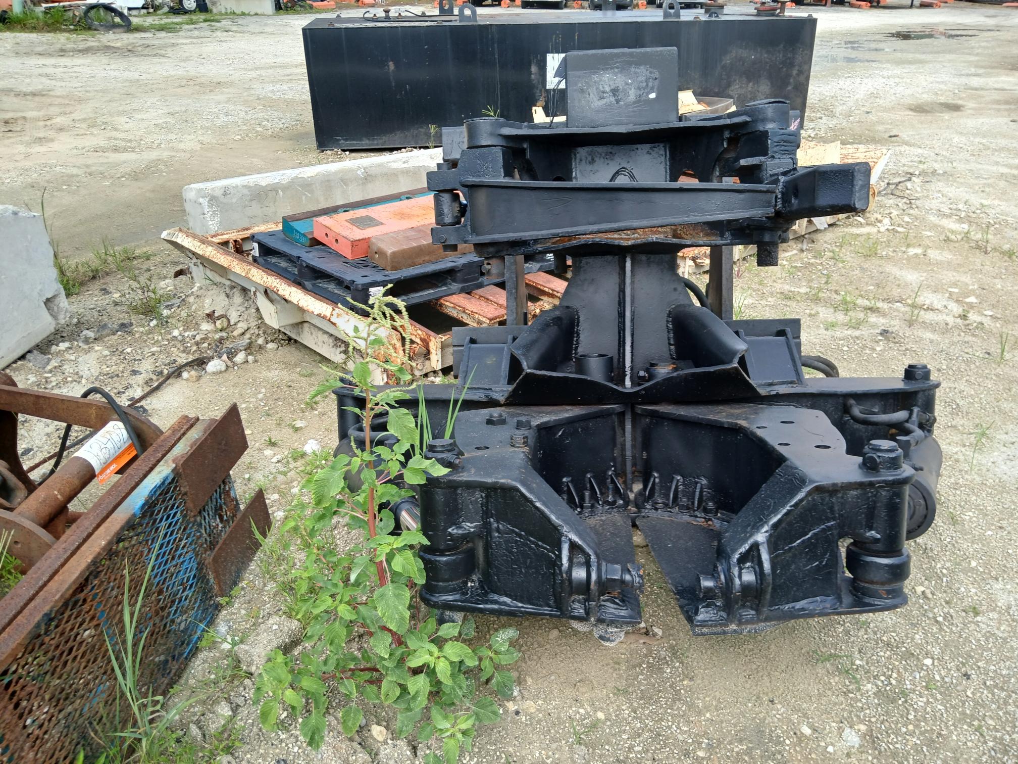 2012 TIMBERLAND H16 - view 2 of 9