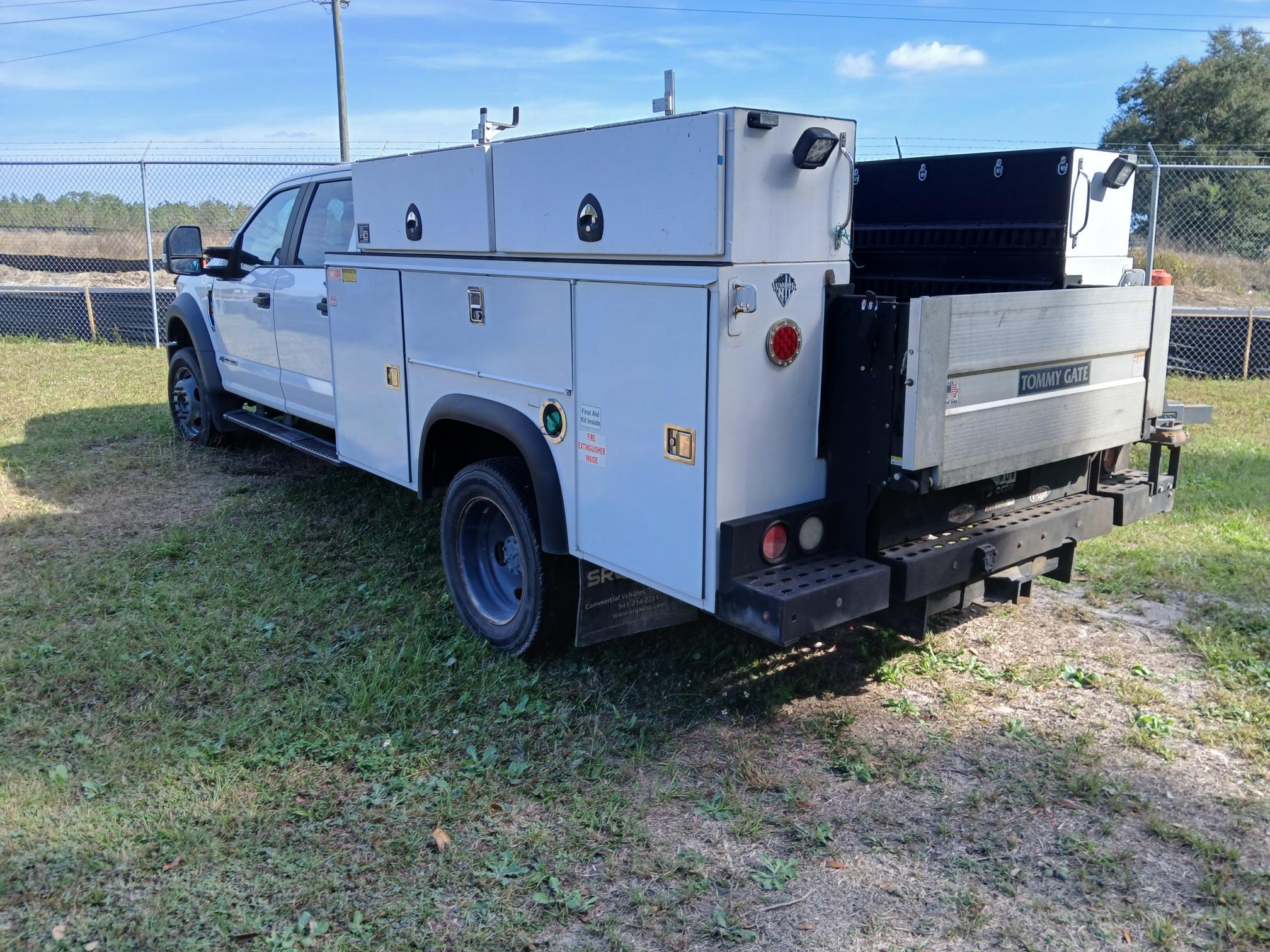 2019 FORD F450 - Image 2