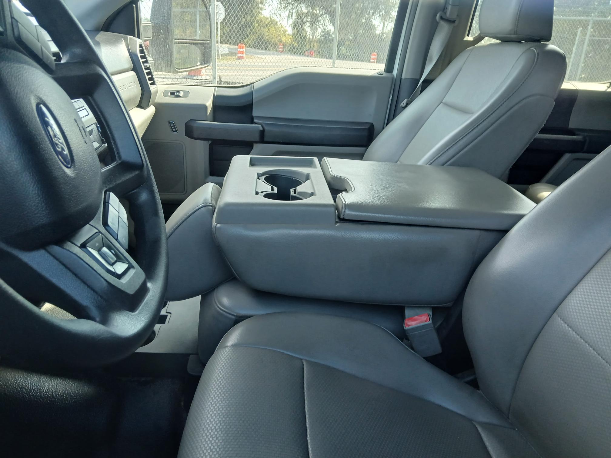 2019 FORD F450 - Image 12