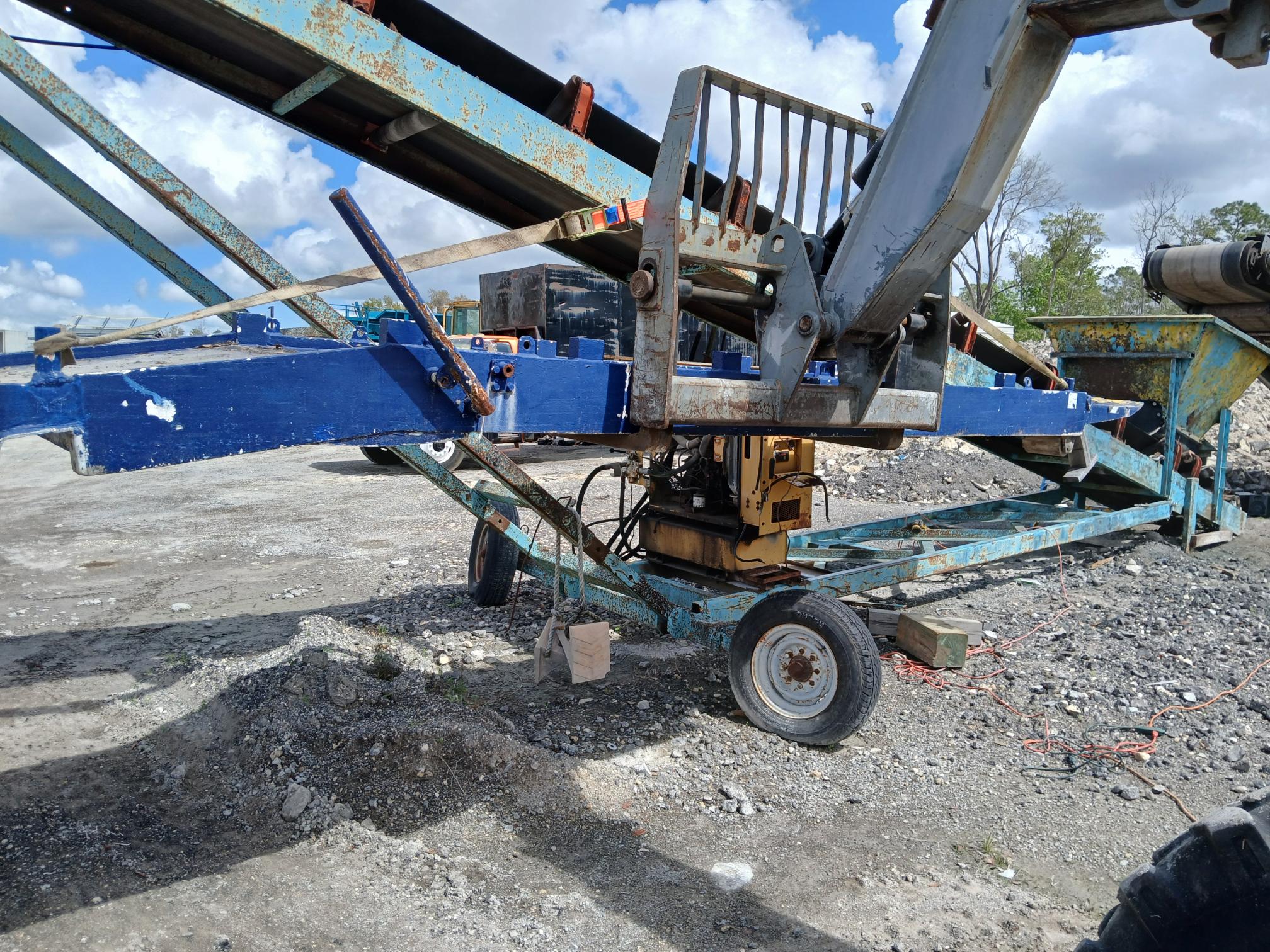 2014 TEREX TH844C - view 5 of 12