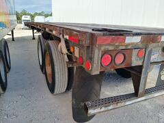 1998 UTILITY Flatbed - Image 1