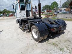 2002 OTTAWA YT30 - Image 5