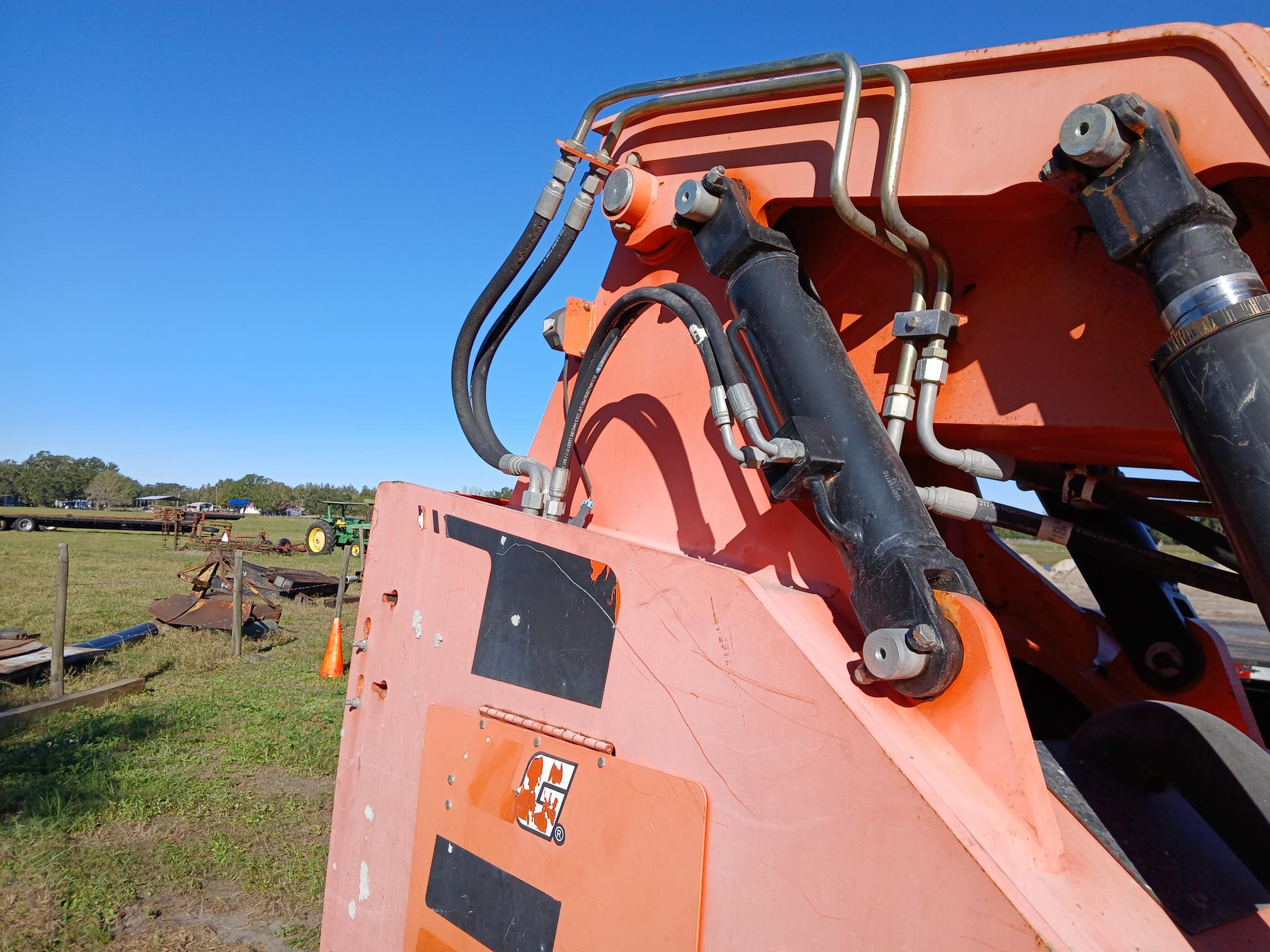 2016 SKY TRAK 6036 - Image 11