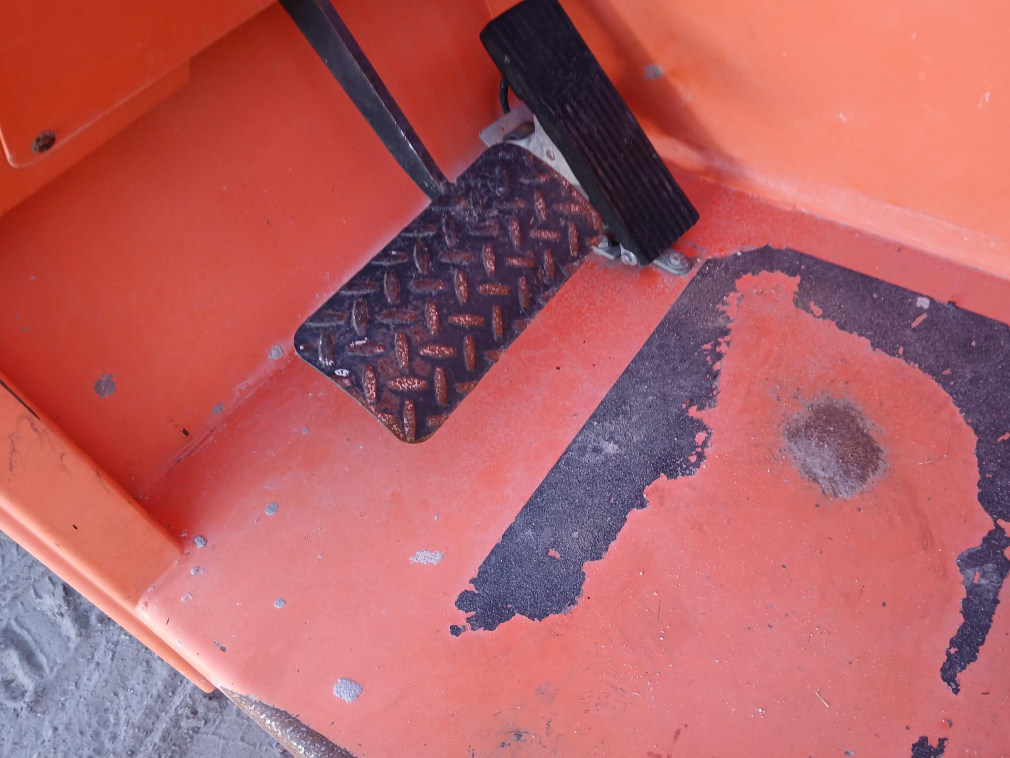 2016 SKY TRAK 6036 - Image 14