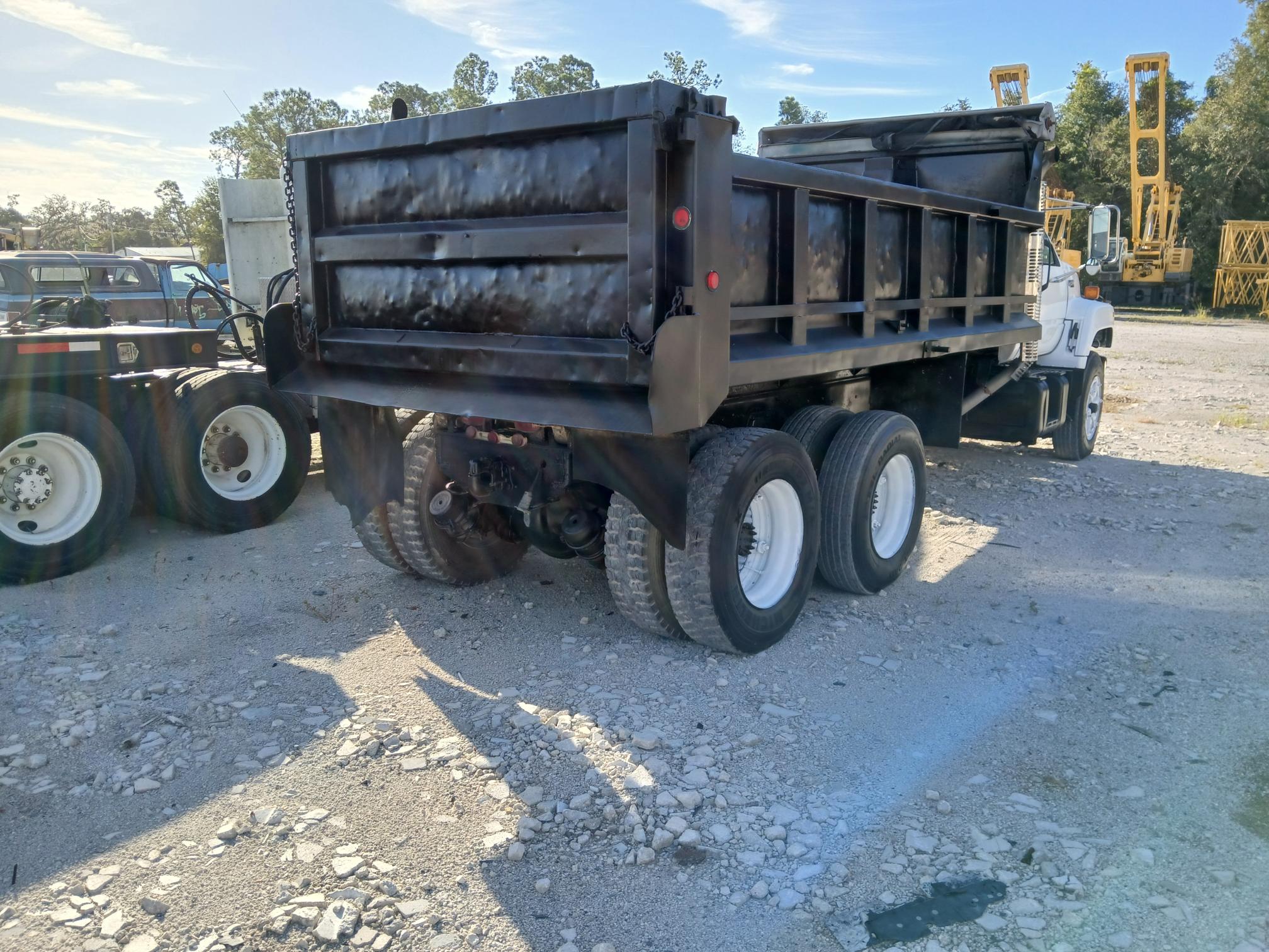 1991 CHEVROLET Kodiak - view 3 of 15