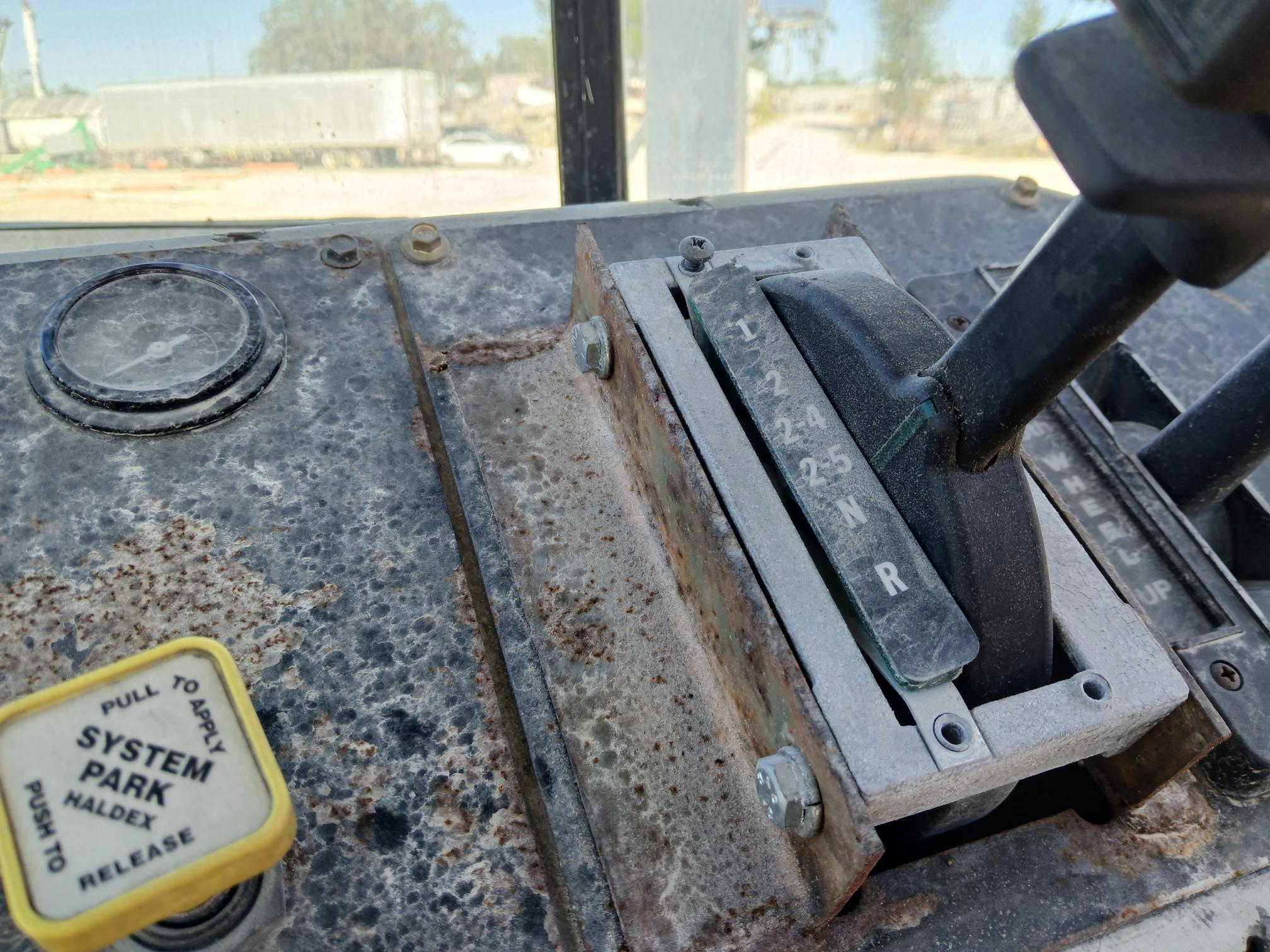 2002 OTTAWA 30 - view 9 of 12