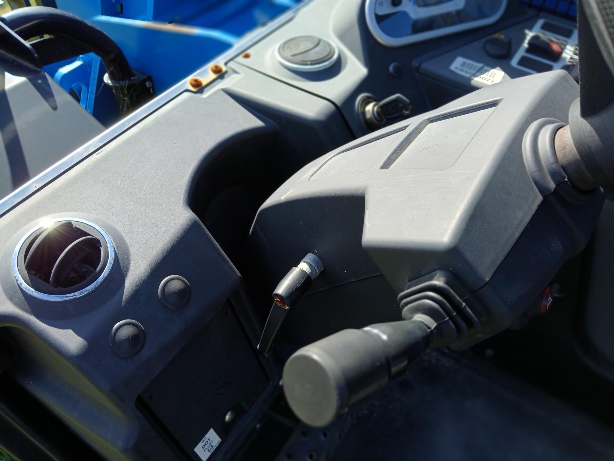 2023 GENIE GTH 5519 - view 8 of 15