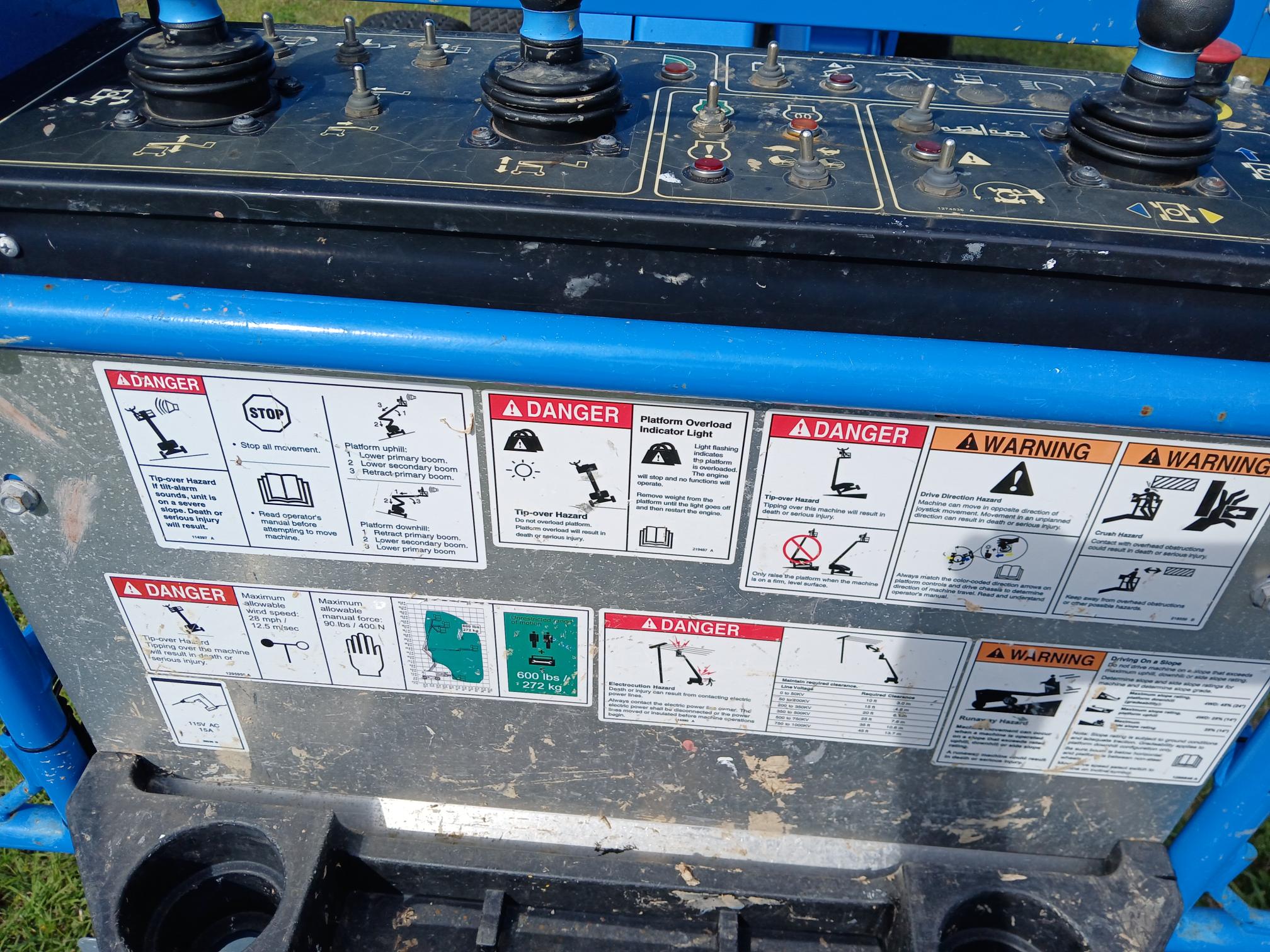 2023 GENIE GTH 5519 - view 12 of 15