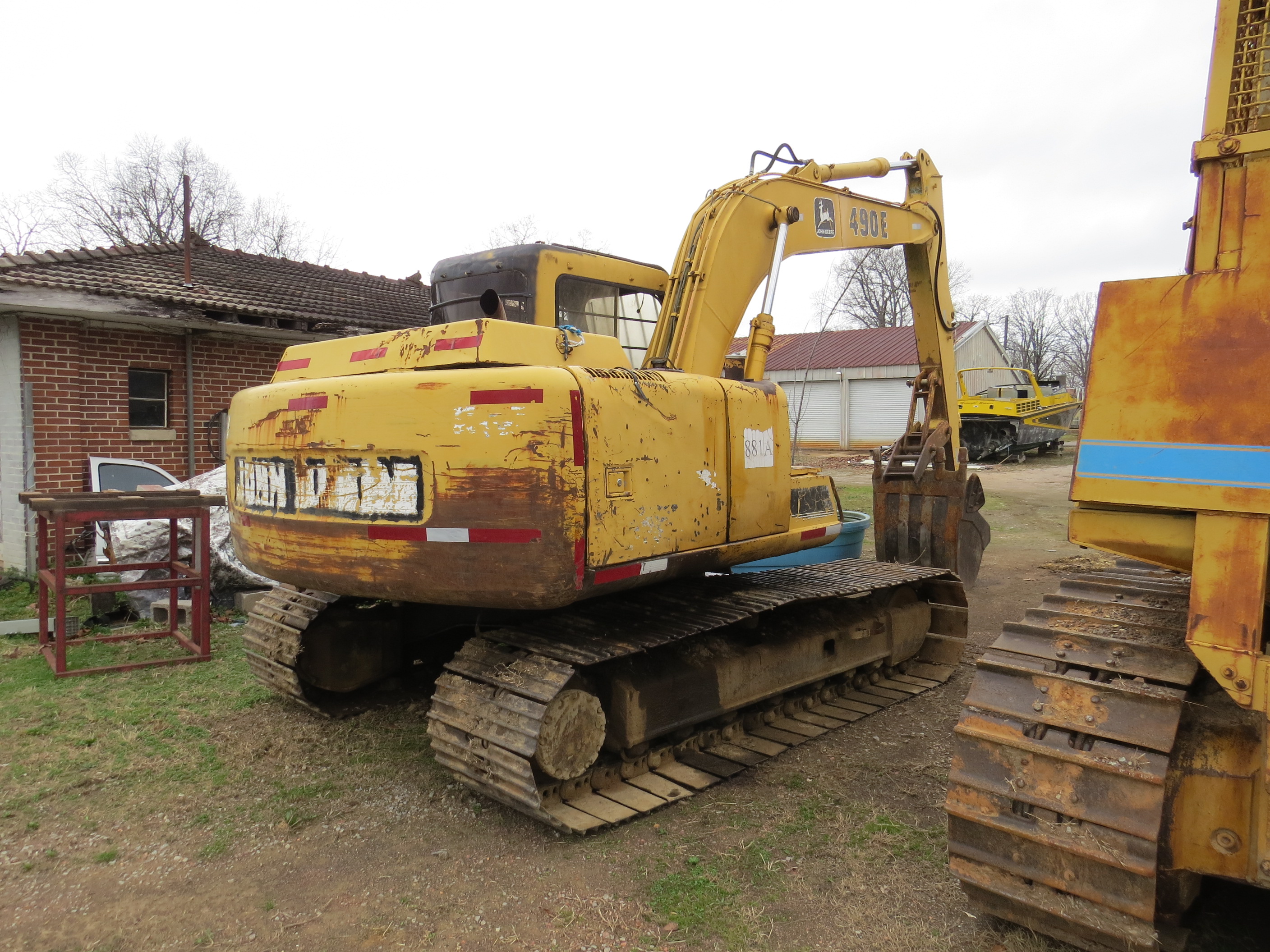 1994 DEERE 490E - view 2 of 22