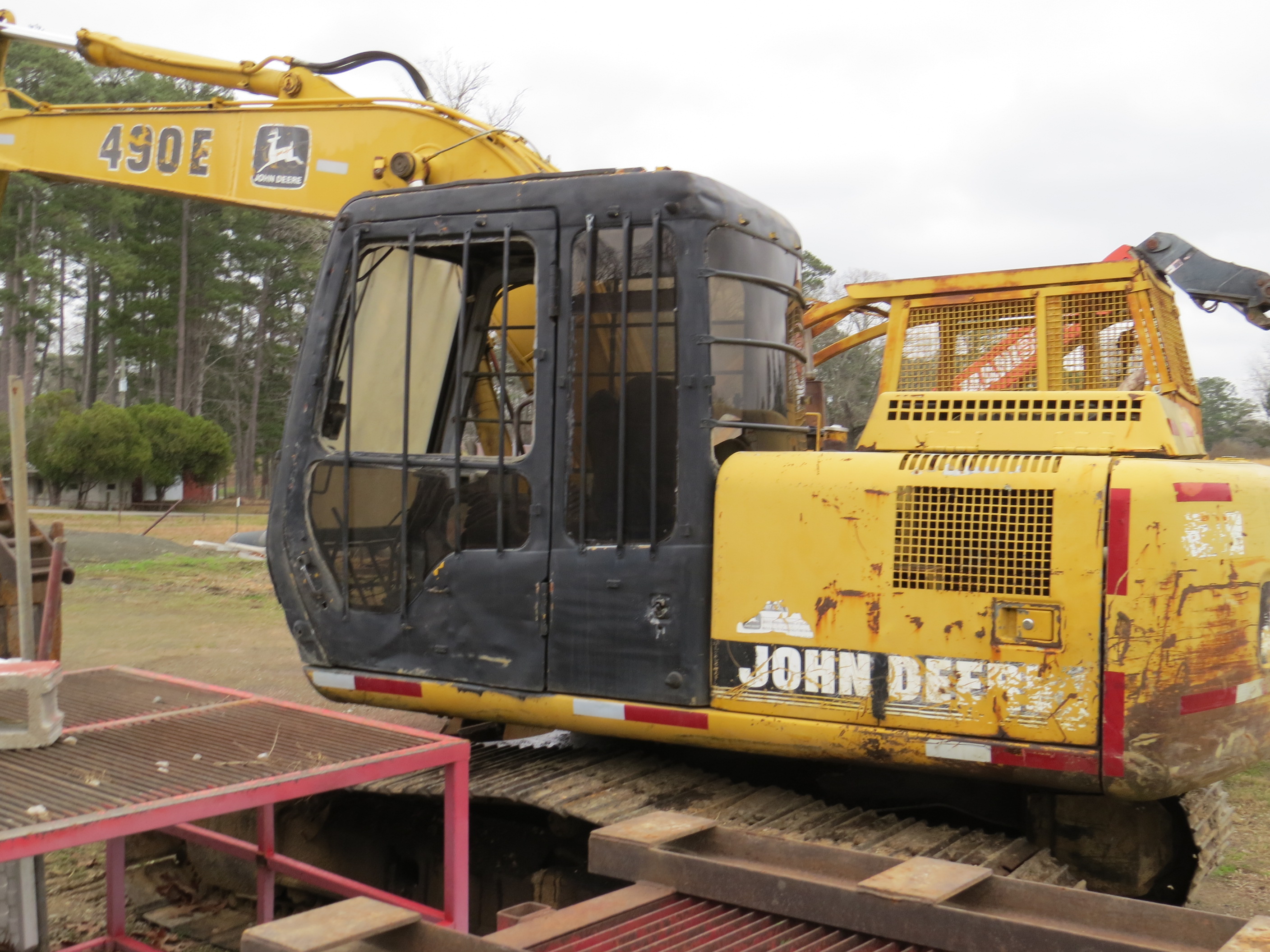 1994 DEERE 490E - view 3 of 22