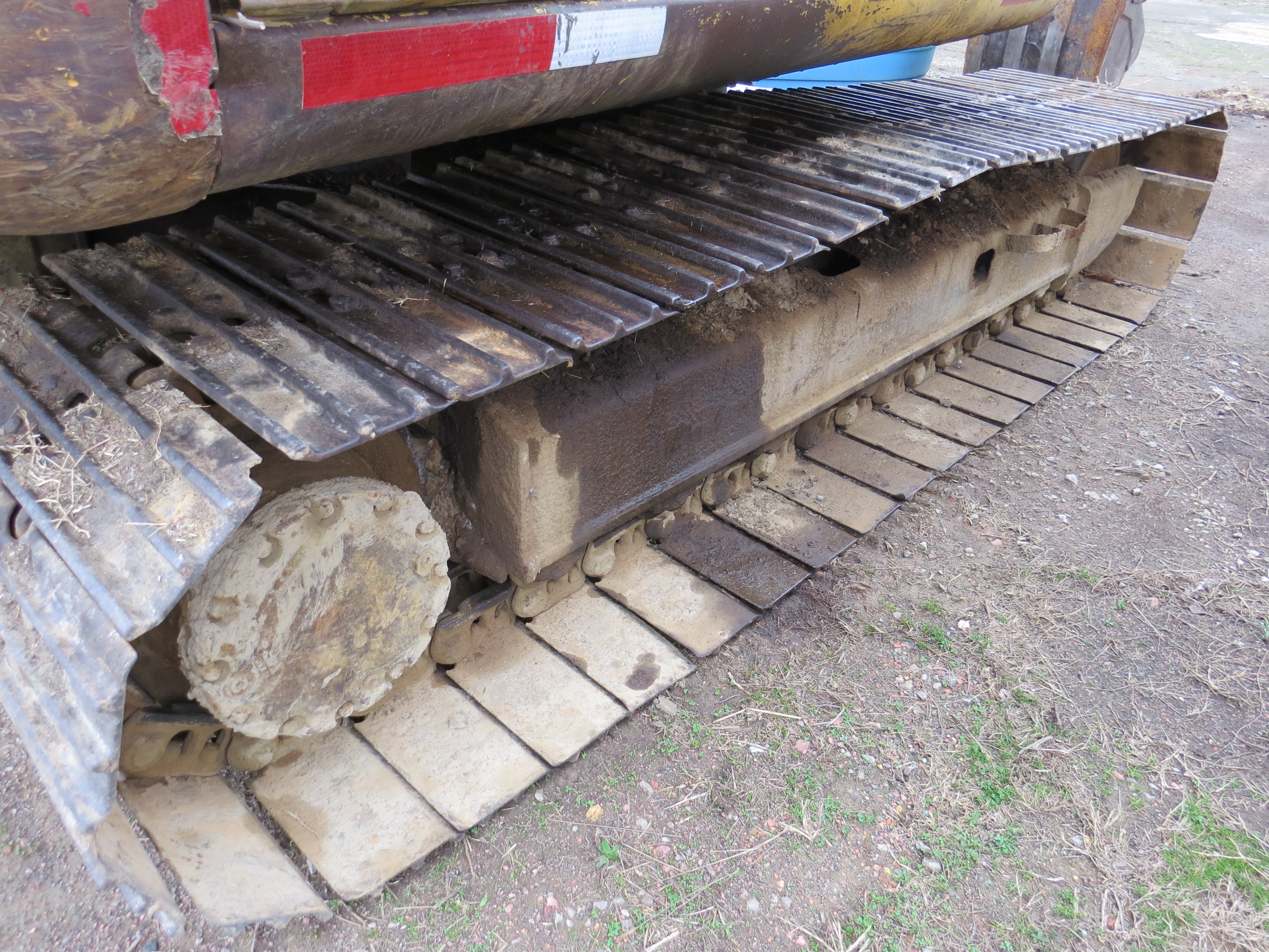 1994 DEERE 490E - Image 6